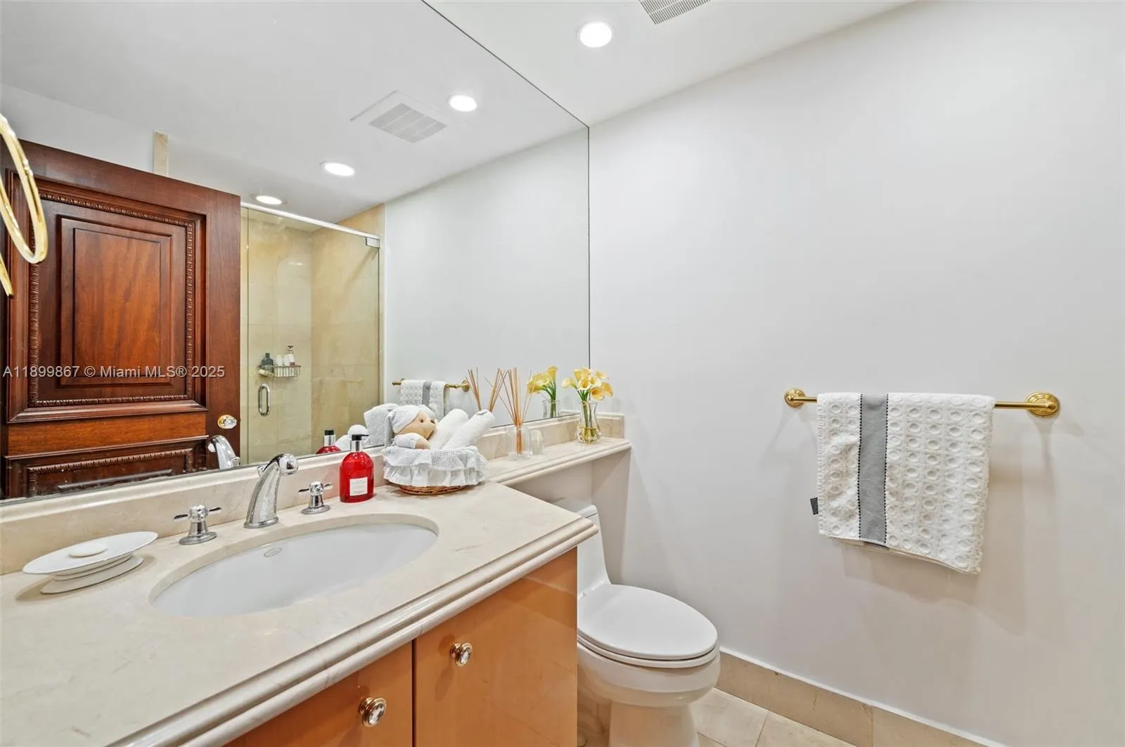 17875 Collins Ave 702, Sunny Isles Beach, Florida, Sunny Isles Beach, Florida 33160, 3 Bedrooms Bedrooms, ,3 BathroomsBathrooms,Residential Lease,For Rent,17875 Collins Ave 702, Sunny Isles Beach, Florida ,A11899867