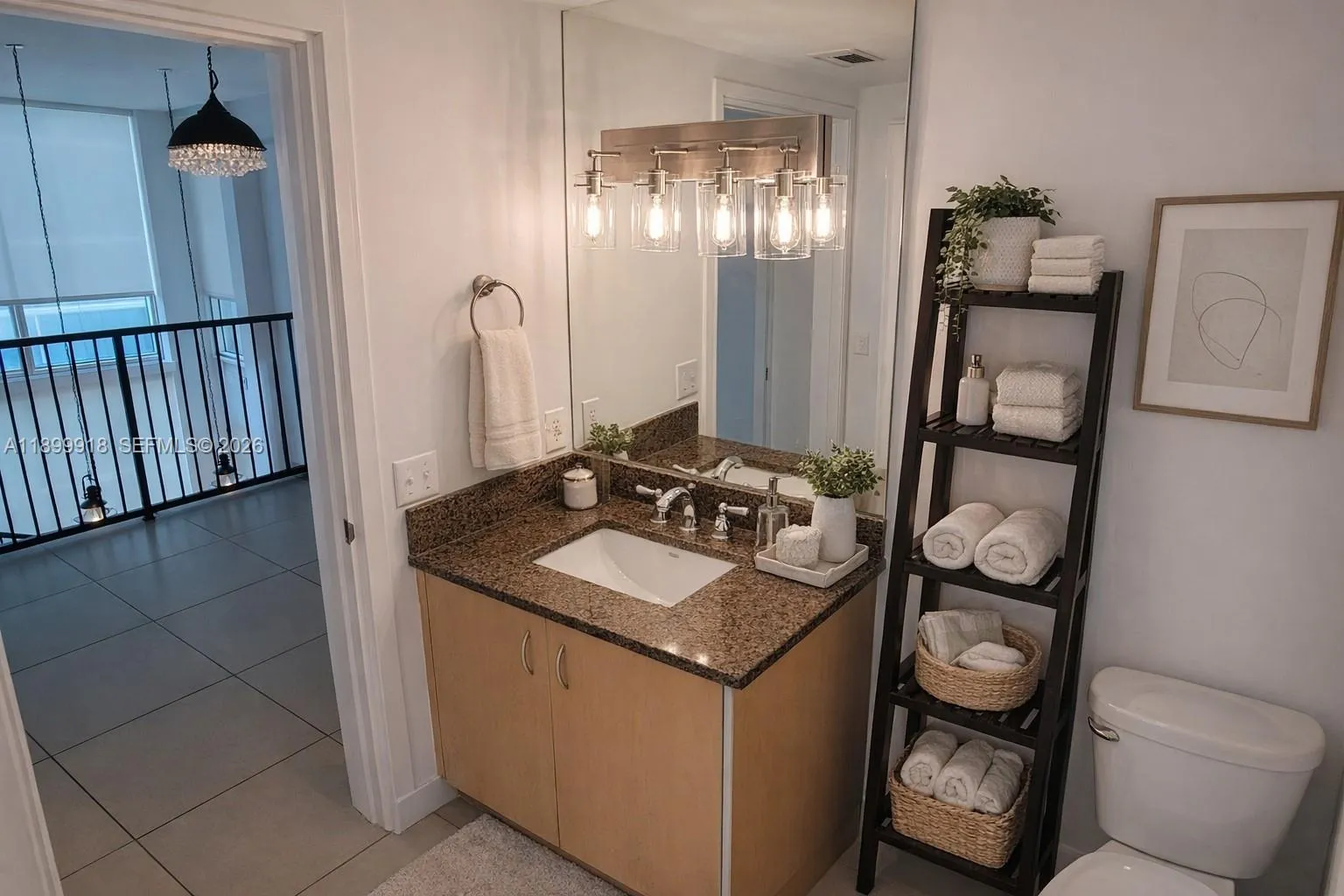 300 S Biscayne Blvd L-1004, Miami, Florida 33131, Miami, Florida 33131, 1 Bedroom Bedrooms, ,1 BathroomBathrooms,Residential Lease,For Rent,300 S Biscayne Blvd L-1004, Miami, Florida 33131,A11899918