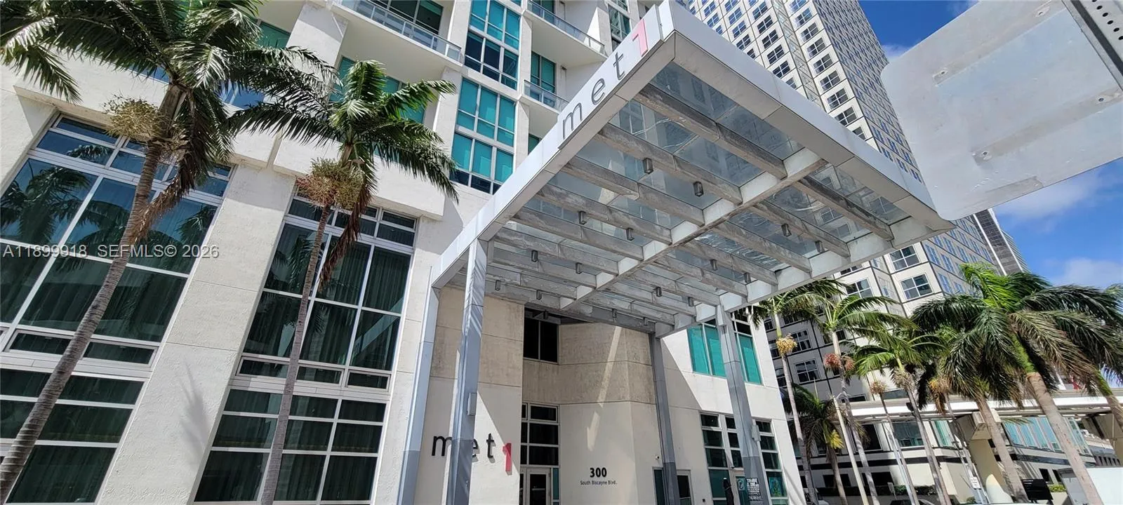 300 S Biscayne Blvd L-1004, Miami, Florida 33131, Miami, Florida 33131, 1 Bedroom Bedrooms, ,1 BathroomBathrooms,Residential Lease,For Rent,300 S Biscayne Blvd L-1004, Miami, Florida 33131,A11899918
