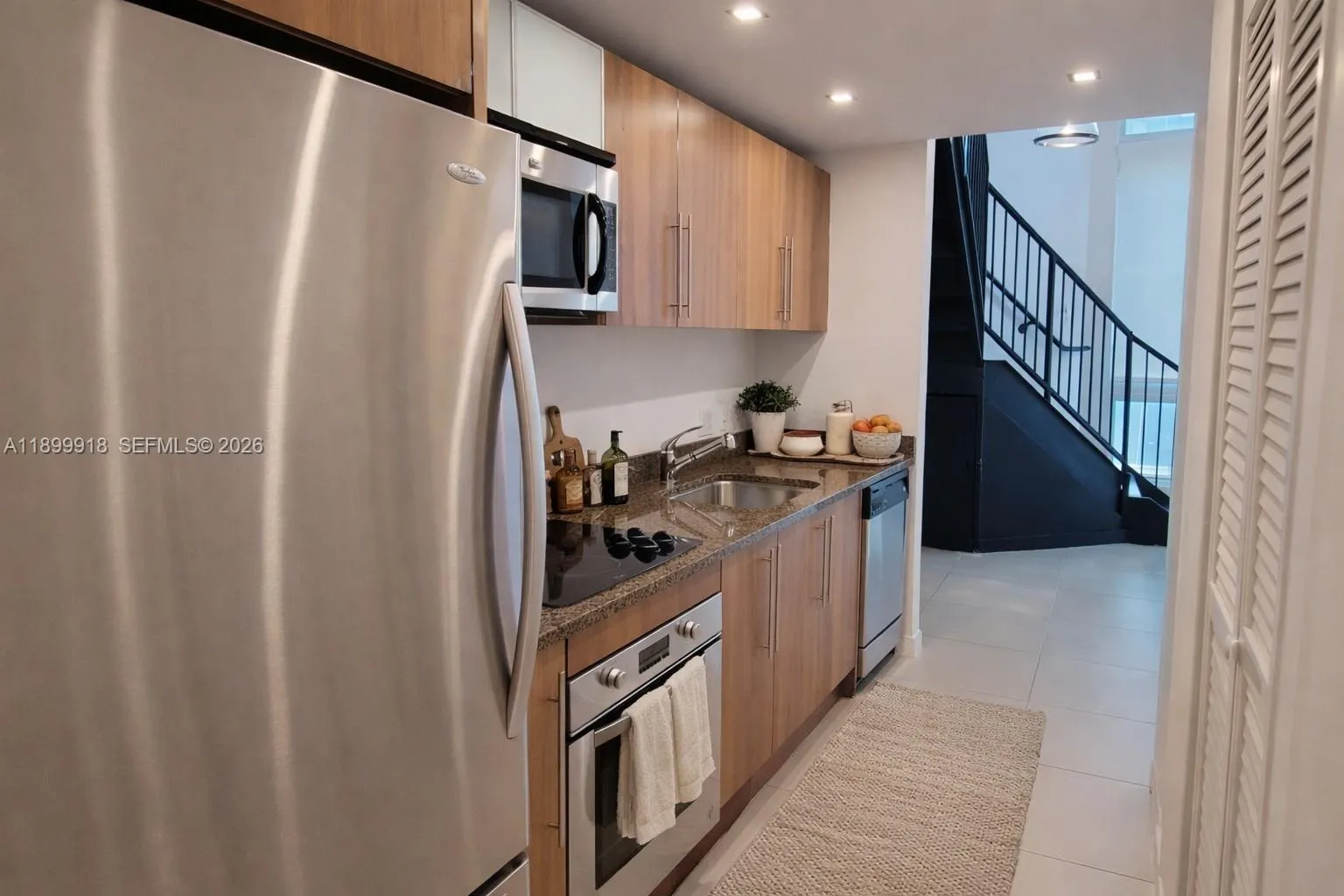 300 S Biscayne Blvd L-1004, Miami, Florida 33131, Miami, Florida 33131, 1 Bedroom Bedrooms, ,1 BathroomBathrooms,Residential Lease,For Rent,300 S Biscayne Blvd L-1004, Miami, Florida 33131,A11899918