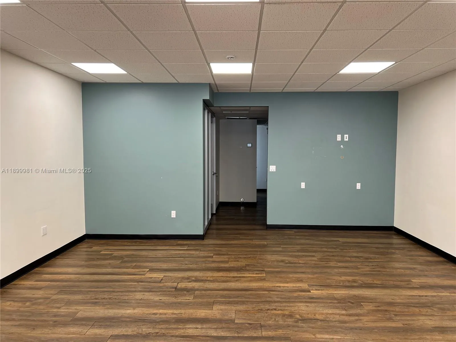 308 Coral Way, Coral Gables, Florida 33134, Coral Gables, Florida 33134, ,Commercial Lease,For Rent,308 Coral Way, Coral Gables, Florida 33134,A11899981