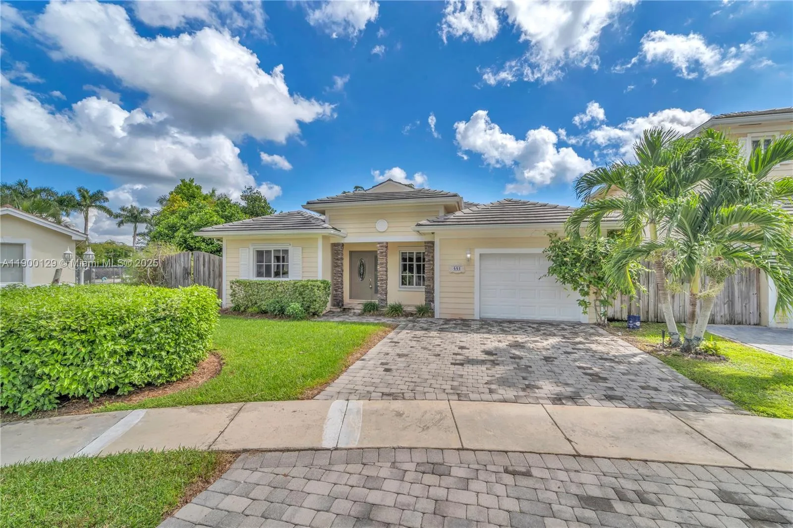 441 Se 31st Ave, Homestead, Florida 33033, Homestead, Florida 33033, 4 Bedrooms Bedrooms, ,3 BathroomsBathrooms,Residential,For Sale,441 Se 31st Ave, Homestead, Florida 33033,A11900129