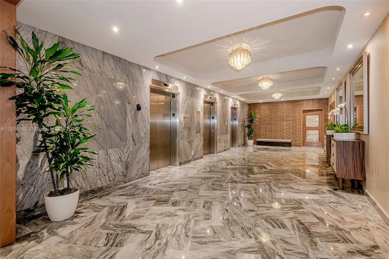 5401 Collins Ave Cu-9, Miami Beach, Florida 33140, Miami Beach, Florida 33140, ,Commercial Lease,For Rent,5401 Collins Ave Cu-9, Miami Beach, Florida 33140,A11886662