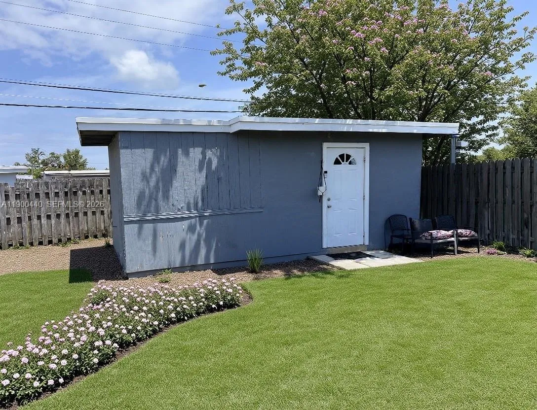 1885 Ne 53rd St, Pompano Beach, Florida 33064, Pompano Beach, Florida 33064, 7 Bedrooms Bedrooms, ,3 BathroomsBathrooms,Residential,For Sale,1885 Ne 53rd St, Pompano Beach, Florida 33064,A11900440