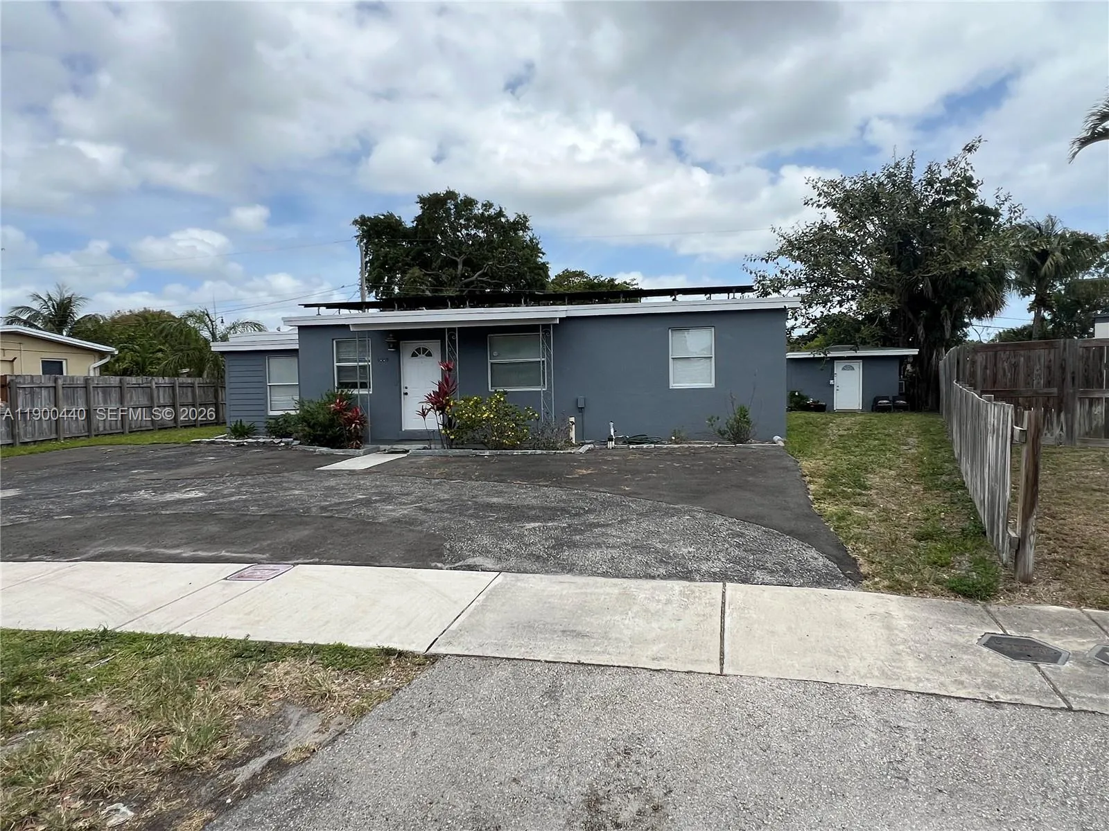 1885 Ne 53rd St, Pompano Beach, Florida 33064, Pompano Beach, Florida 33064, 7 Bedrooms Bedrooms, ,3 BathroomsBathrooms,Residential,For Sale,1885 Ne 53rd St, Pompano Beach, Florida 33064,A11900440