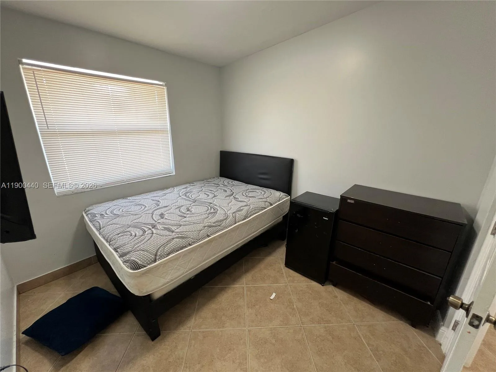 1885 Ne 53rd St, Pompano Beach, Florida 33064, Pompano Beach, Florida 33064, 7 Bedrooms Bedrooms, ,3 BathroomsBathrooms,Residential,For Sale,1885 Ne 53rd St, Pompano Beach, Florida 33064,A11900440