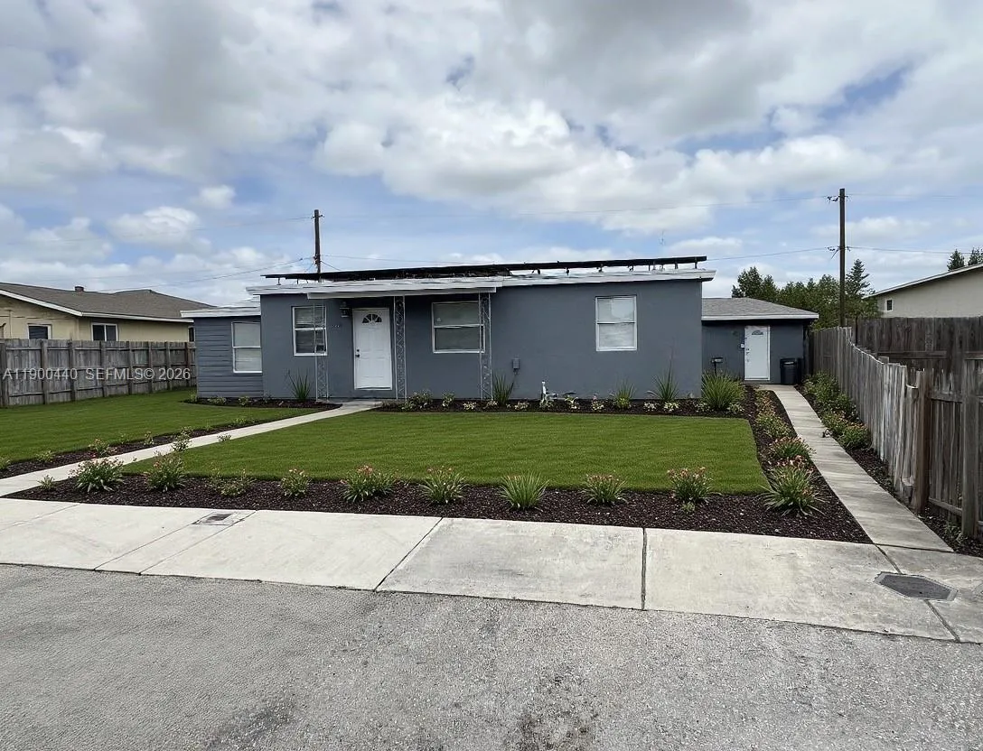1885 Ne 53rd St, Pompano Beach, Florida 33064, Pompano Beach, Florida 33064, 7 Bedrooms Bedrooms, ,3 BathroomsBathrooms,Residential,For Sale,1885 Ne 53rd St, Pompano Beach, Florida 33064,A11900440