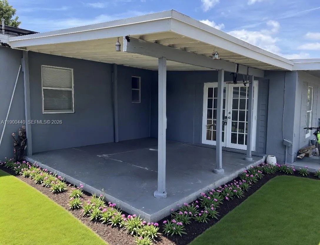 1885 Ne 53rd St, Pompano Beach, Florida 33064, Pompano Beach, Florida 33064, 7 Bedrooms Bedrooms, ,3 BathroomsBathrooms,Residential,For Sale,1885 Ne 53rd St, Pompano Beach, Florida 33064,A11900440