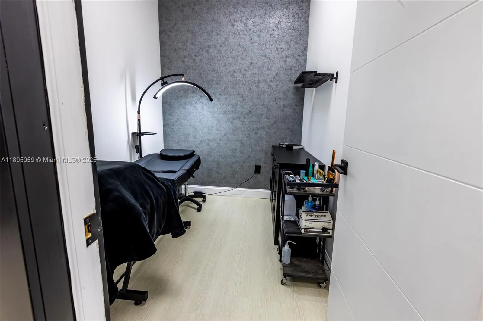 919 Sw 122nd Ave, Miami, Florida 33184, Miami, Florida 33184, ,Business Opportunity,For Sale,919 Sw 122nd Ave, Miami, Florida 33184,A11895059