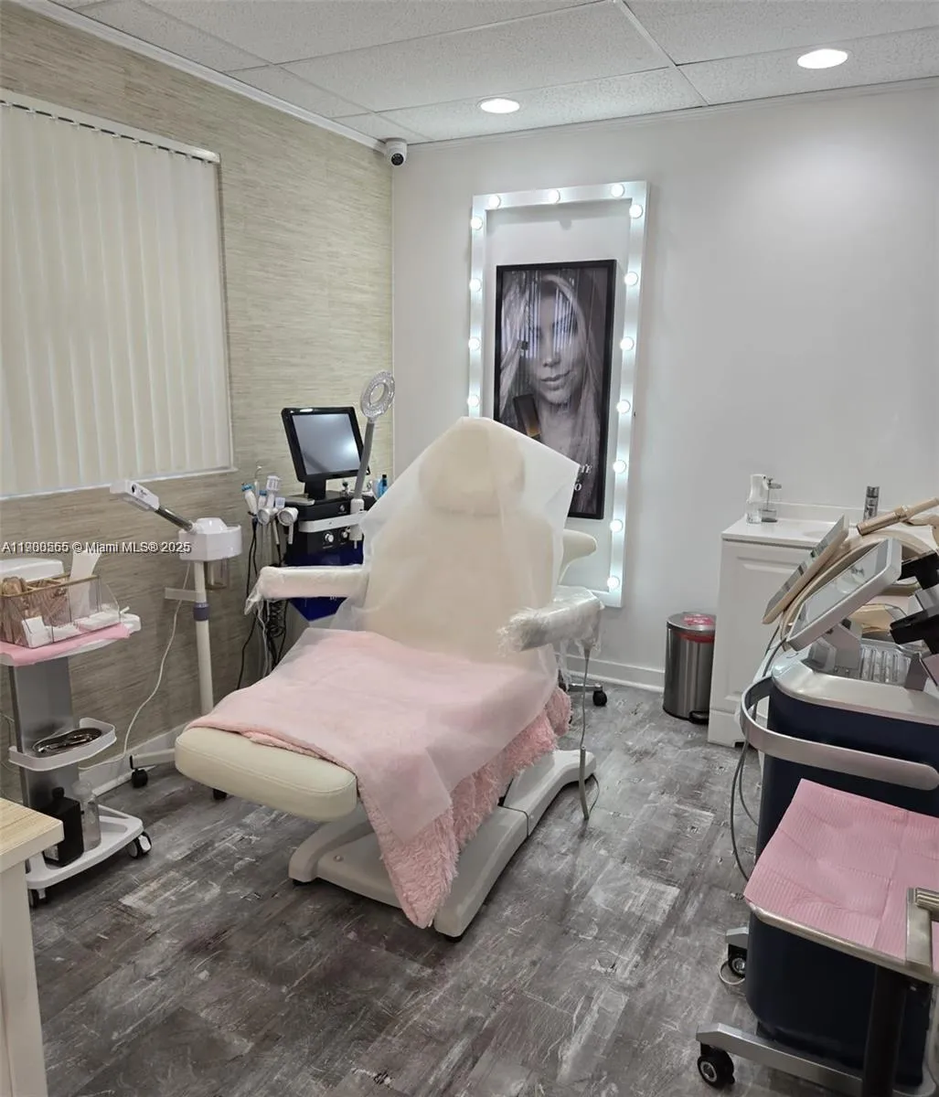 13205 Sw 137 Ave, Kendall, Florida 33186, Kendall, Florida 33186, ,Business Opportunity,For Sale,13205 Sw 137 Ave, Kendall, Florida 33186,A11900555