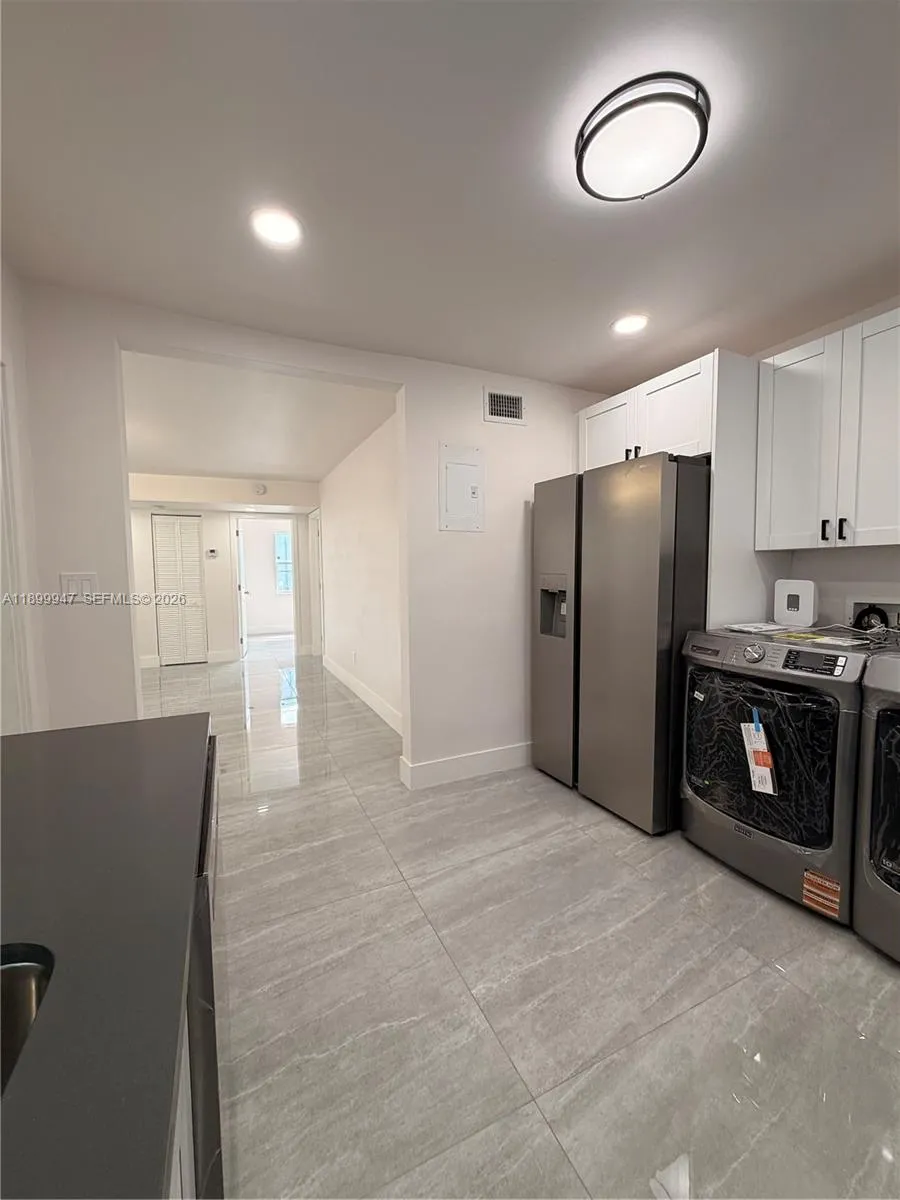 809 Nw 12th Ave, Fort Lauderdale, Florida 33311, Fort Lauderdale, Florida 33311, 3 Bedrooms Bedrooms, 5 Rooms Rooms,2 BathroomsBathrooms,Residential,For Sale,809 Nw 12th Ave, Fort Lauderdale, Florida 33311,A11899947