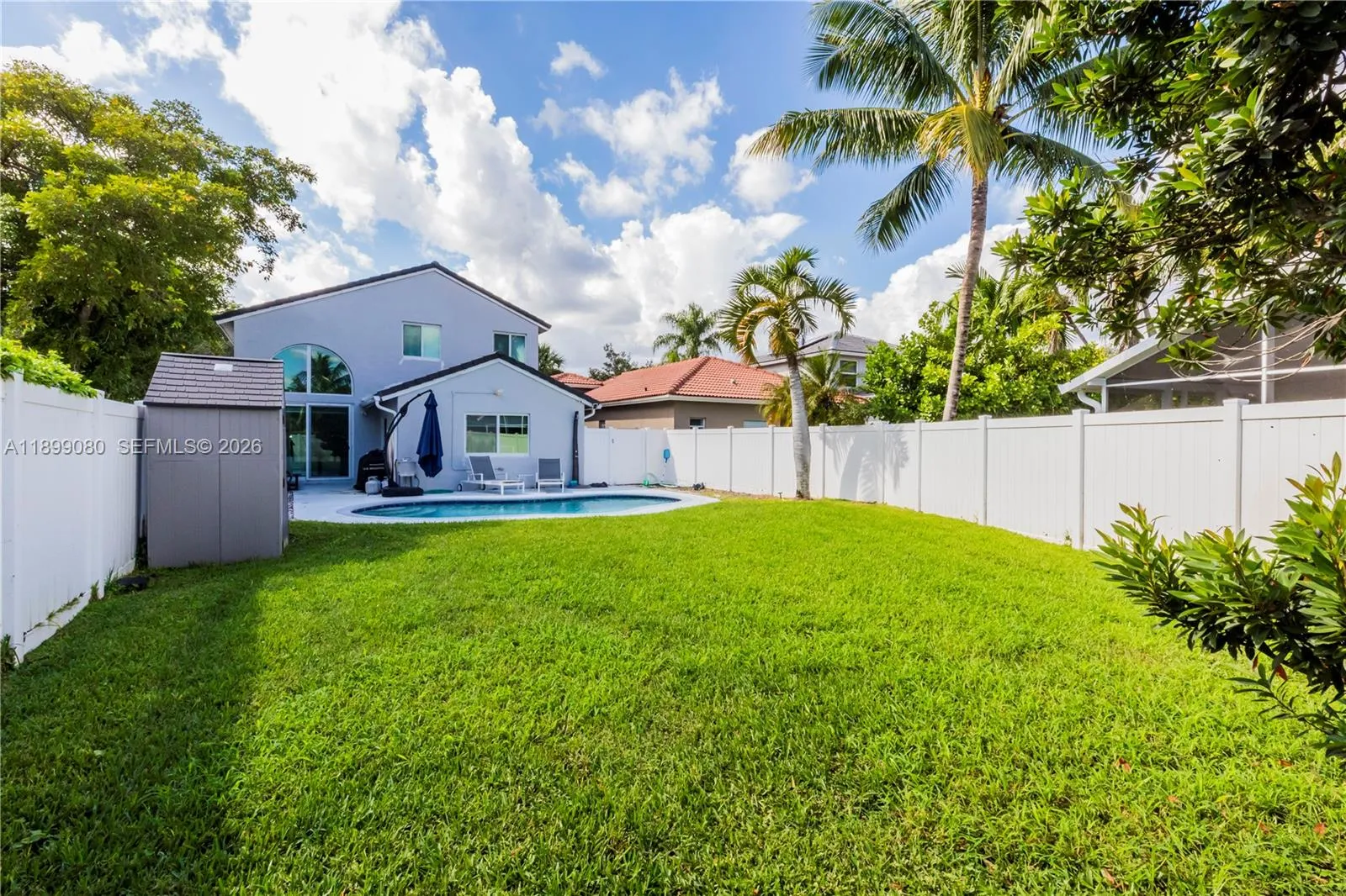 Weston, Florida 33331, Weston, Florida 33331, 4 Bedrooms Bedrooms, ,2 BathroomsBathrooms,Residential,For Sale, Weston, Florida 33331,A11899080