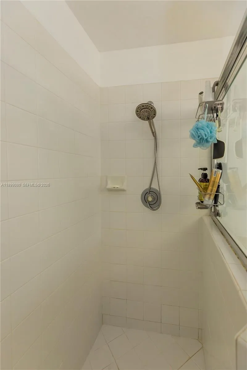 Weston, Florida 33331, Weston, Florida 33331, 4 Bedrooms Bedrooms, ,2 BathroomsBathrooms,Residential,For Sale, Weston, Florida 33331,A11899080