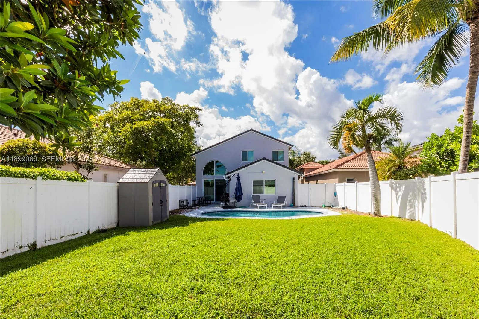 Weston, Florida 33331, Weston, Florida 33331, 4 Bedrooms Bedrooms, ,2 BathroomsBathrooms,Residential,For Sale, Weston, Florida 33331,A11899080