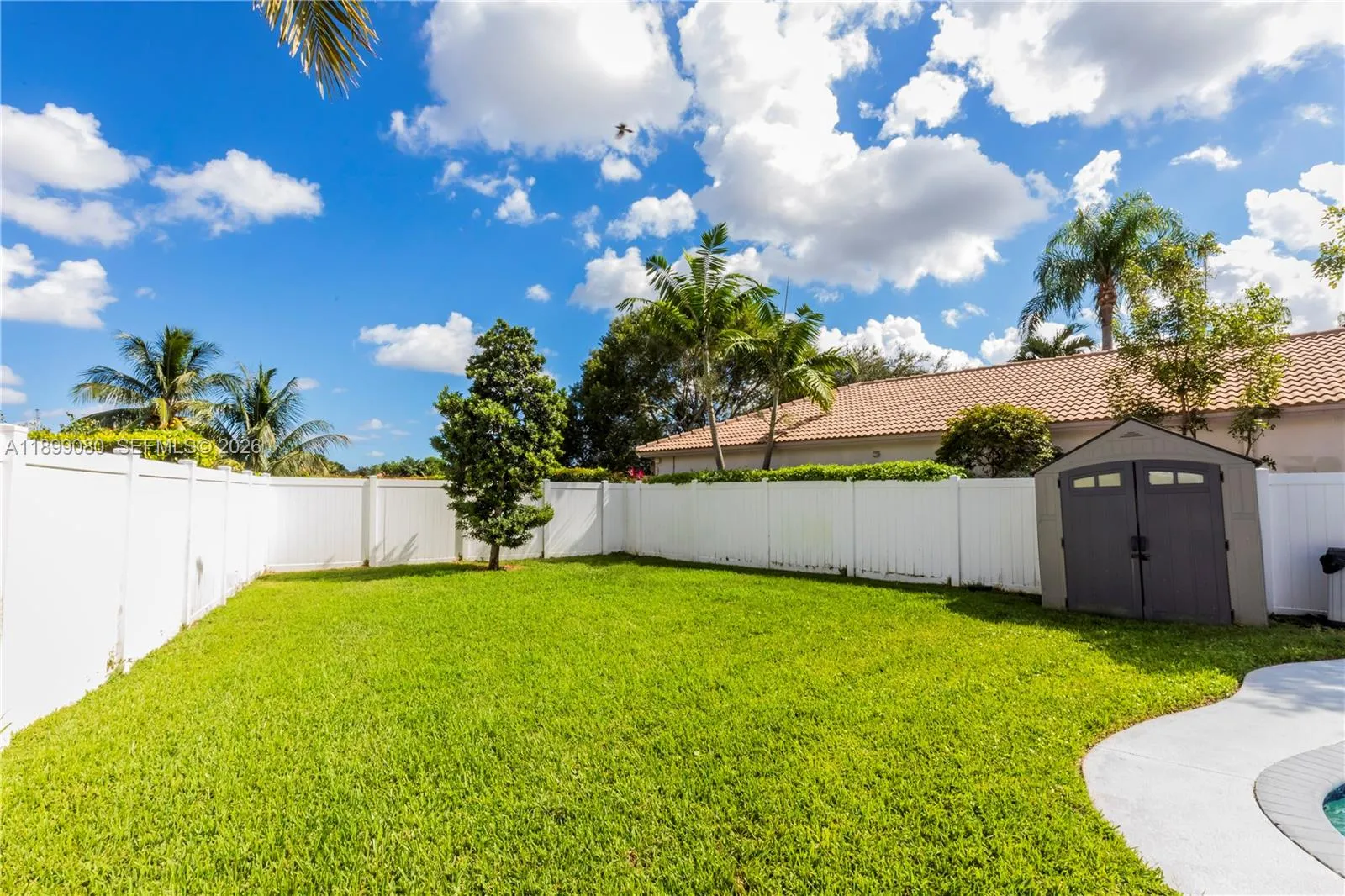 Weston, Florida 33331, Weston, Florida 33331, 4 Bedrooms Bedrooms, ,2 BathroomsBathrooms,Residential,For Sale, Weston, Florida 33331,A11899080