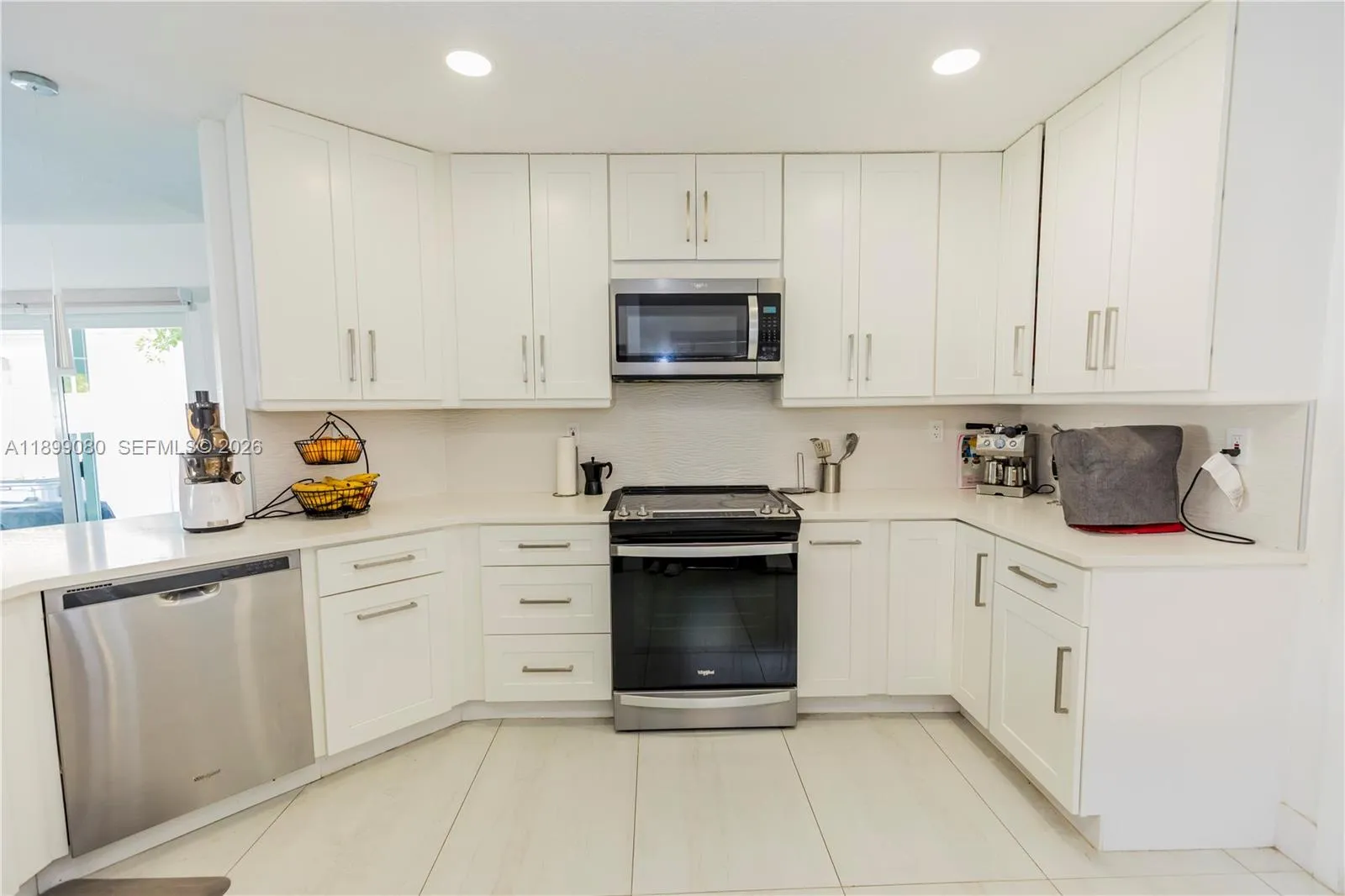 Weston, Florida 33331, Weston, Florida 33331, 4 Bedrooms Bedrooms, ,2 BathroomsBathrooms,Residential,For Sale, Weston, Florida 33331,A11899080