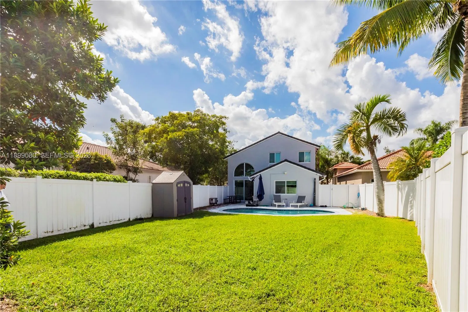 Weston, Florida 33331, Weston, Florida 33331, 4 Bedrooms Bedrooms, ,2 BathroomsBathrooms,Residential,For Sale, Weston, Florida 33331,A11899080