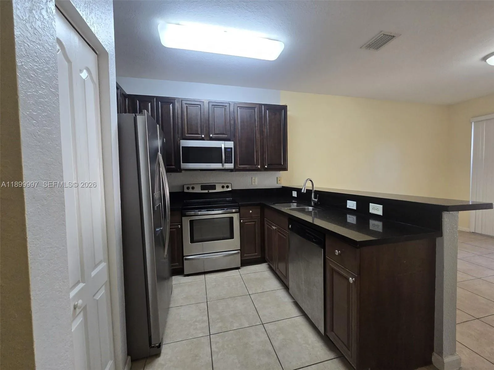 3166 Ne 11th St, Homestead, Florida 33033, Homestead, Florida 33033, 4 Bedrooms Bedrooms, ,3 BathroomsBathrooms,Residential,For Sale,3166 Ne 11th St, Homestead, Florida 33033,A11899997