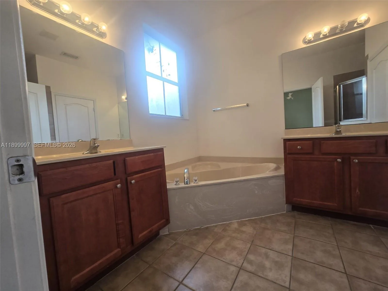 3166 Ne 11th St, Homestead, Florida 33033, Homestead, Florida 33033, 4 Bedrooms Bedrooms, ,3 BathroomsBathrooms,Residential,For Sale,3166 Ne 11th St, Homestead, Florida 33033,A11899997