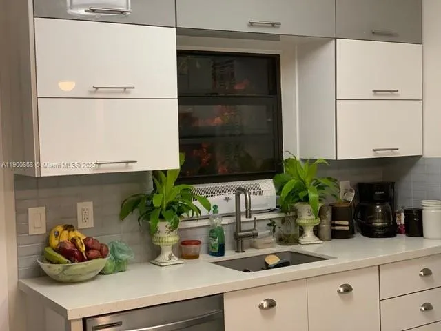 2 Ne 44 St, Miami, Florida 33137, Miami, Florida 33137, ,Residential Income,For Sale,2 Ne 44 St, Miami, Florida 33137,A11900858