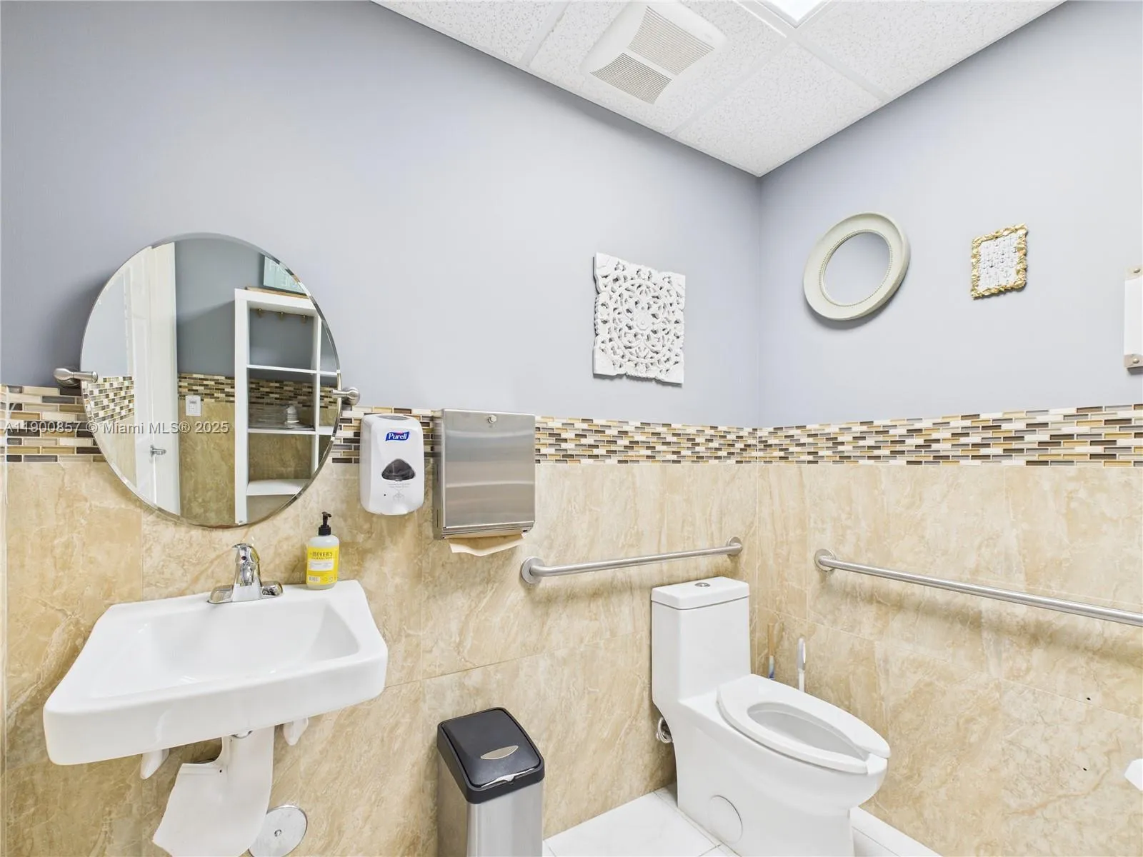 Hallandale Beach, Florida 33009, ,Commercial Lease,For Rent,A11900857