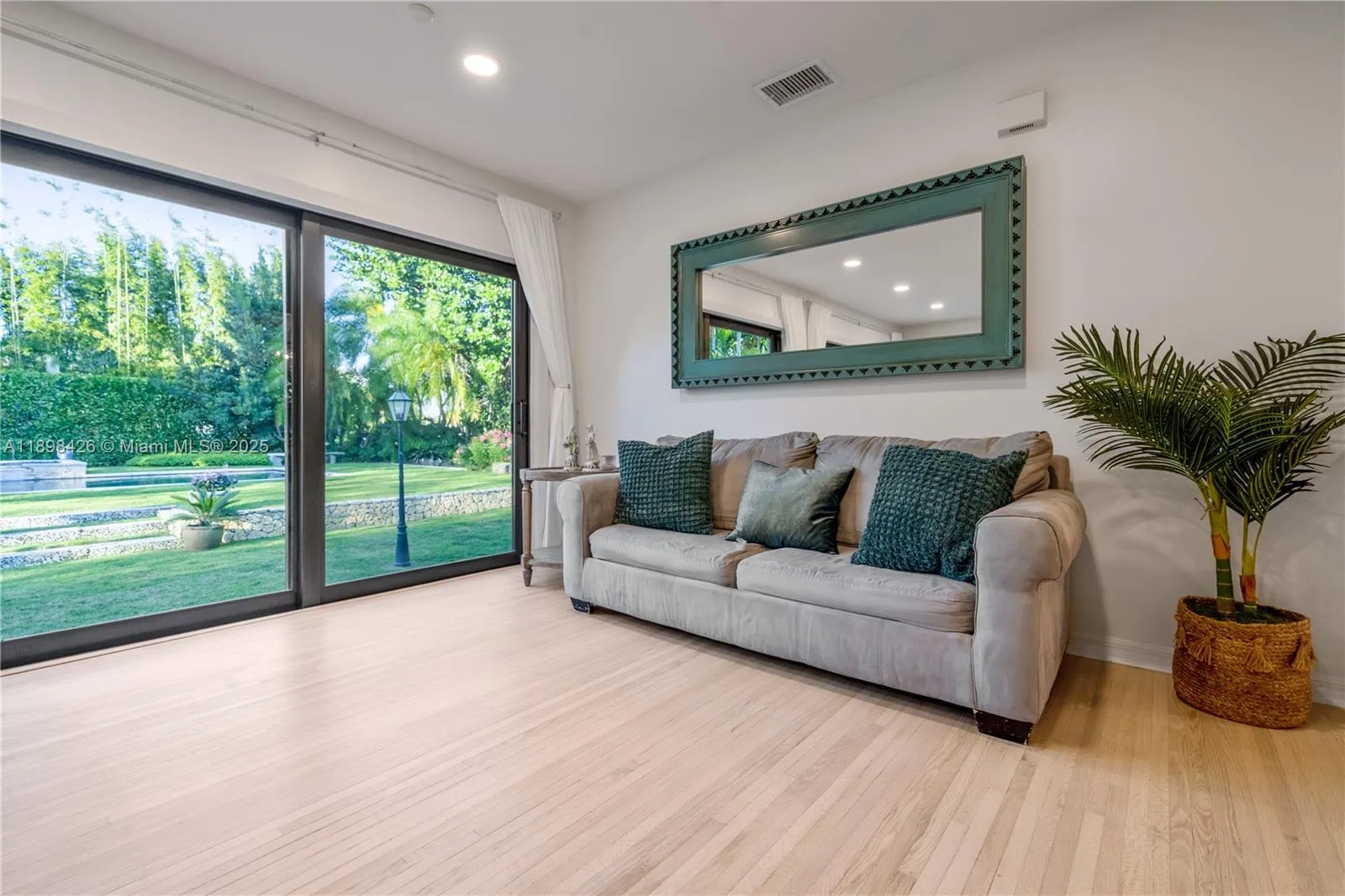 29880 Sw 183rd Ct, Homestead, Florida 33030, Homestead, Florida 33030, 4 Bedrooms Bedrooms, ,2 BathroomsBathrooms,Residential Lease,For Rent,29880 Sw 183rd Ct, Homestead, Florida 33030,A11898426