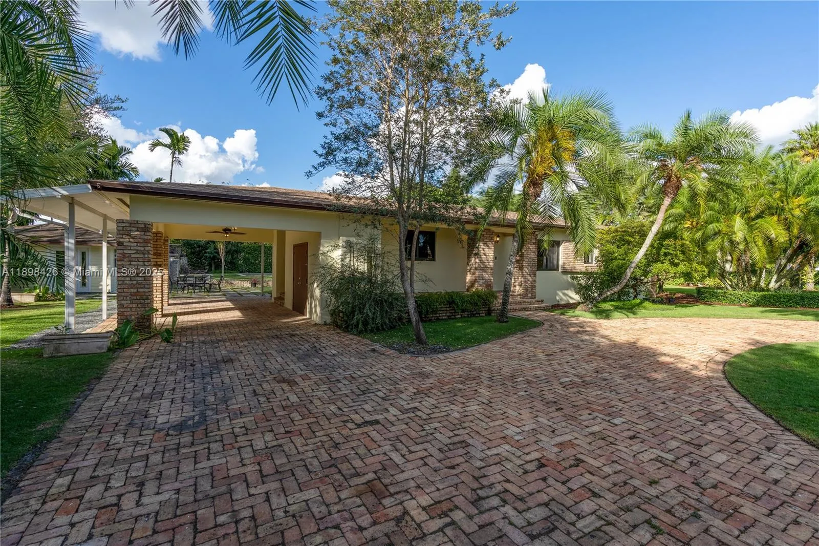 29880 Sw 183rd Ct, Homestead, Florida 33030, Homestead, Florida 33030, 4 Bedrooms Bedrooms, ,2 BathroomsBathrooms,Residential Lease,For Rent,29880 Sw 183rd Ct, Homestead, Florida 33030,A11898426