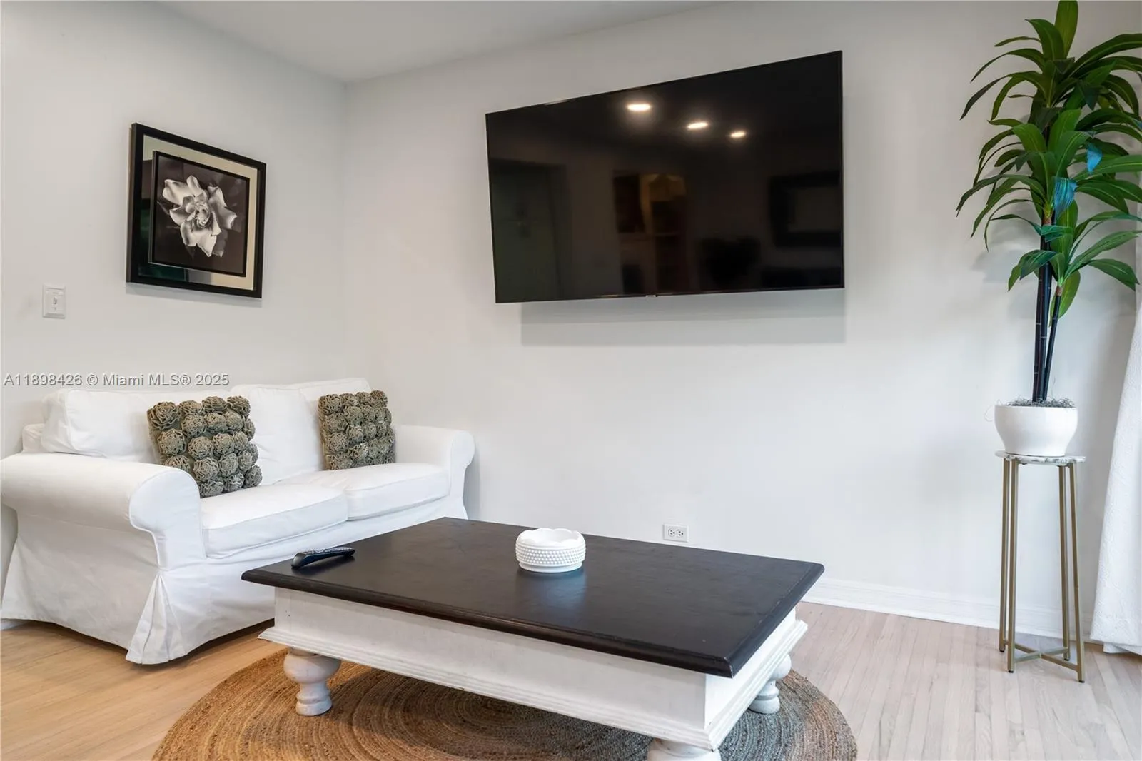 29880 Sw 183rd Ct, Homestead, Florida 33030, Homestead, Florida 33030, 4 Bedrooms Bedrooms, ,2 BathroomsBathrooms,Residential Lease,For Rent,29880 Sw 183rd Ct, Homestead, Florida 33030,A11898426