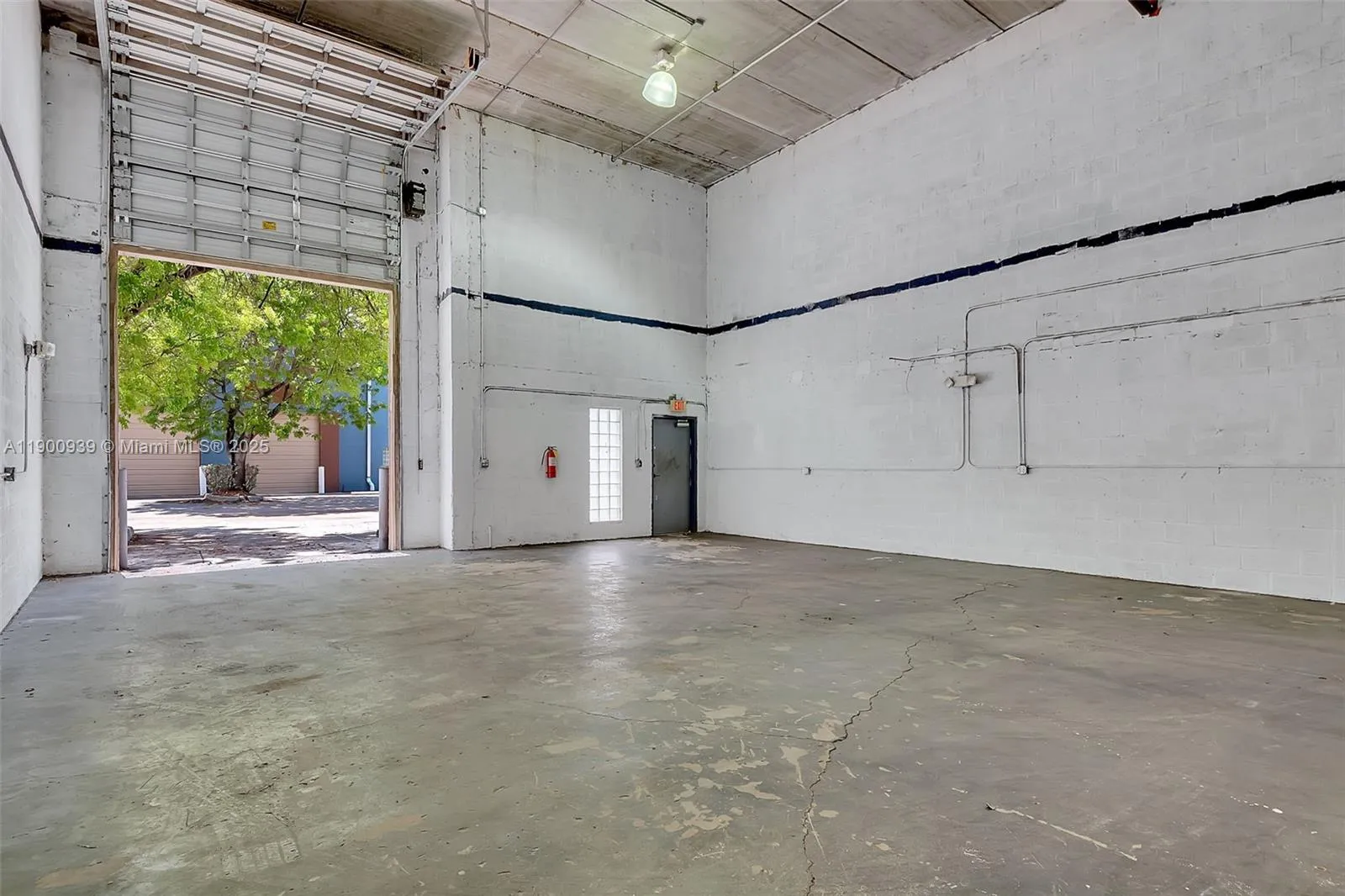 20200 Nw 2nd Ave C6, Miami Gardens, Florida 33169, Miami Gardens, Florida 33169, ,Commercial Lease,For Rent,20200 Nw 2nd Ave C6, Miami Gardens, Florida 33169,A11900939