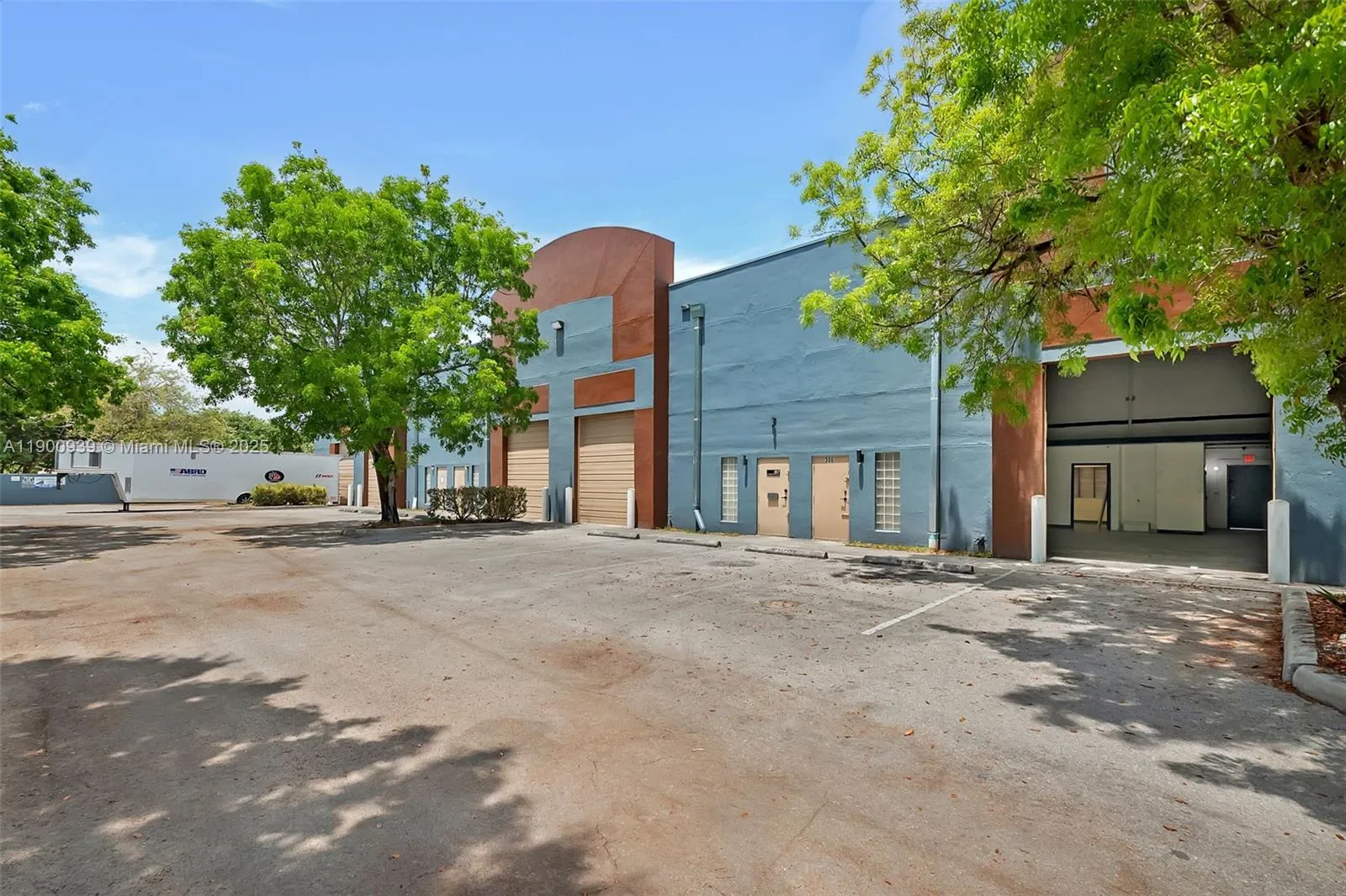 20200 Nw 2nd Ave C6, Miami Gardens, Florida 33169, Miami Gardens, Florida 33169, ,Commercial Lease,For Rent,20200 Nw 2nd Ave C6, Miami Gardens, Florida 33169,A11900939