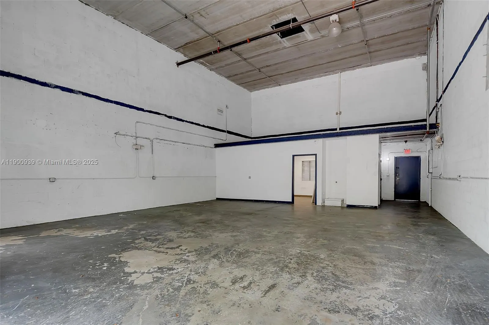 20200 Nw 2nd Ave C6, Miami Gardens, Florida 33169, Miami Gardens, Florida 33169, ,Commercial Lease,For Rent,20200 Nw 2nd Ave C6, Miami Gardens, Florida 33169,A11900939