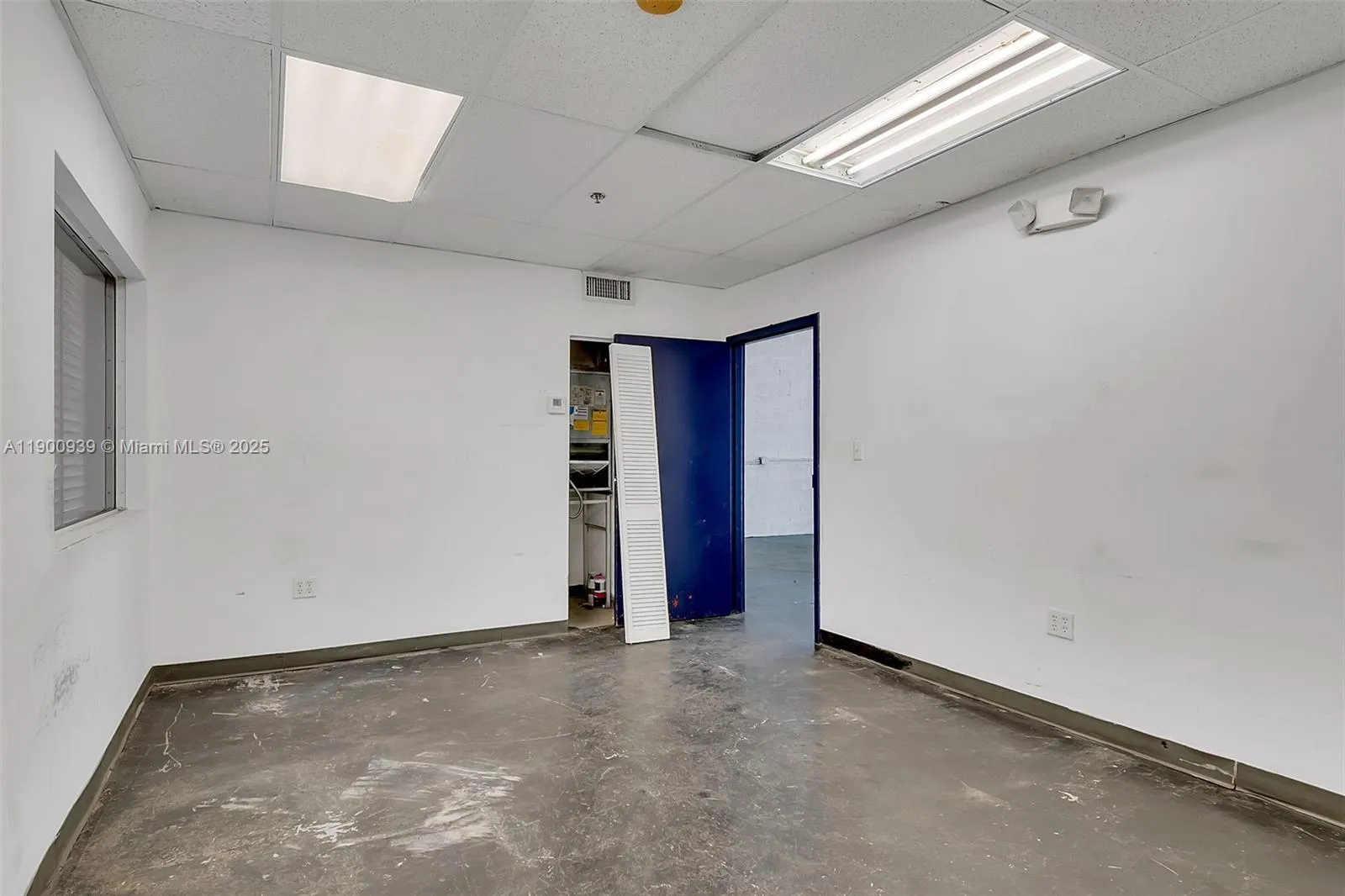 20200 Nw 2nd Ave C6, Miami Gardens, Florida 33169, Miami Gardens, Florida 33169, ,Commercial Lease,For Rent,20200 Nw 2nd Ave C6, Miami Gardens, Florida 33169,A11900939