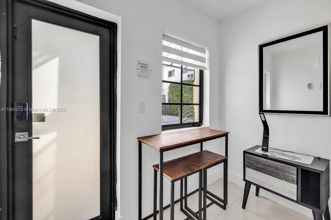 Miami Beach, Florida 33141, ,Residential Income,For Sale,A11901018