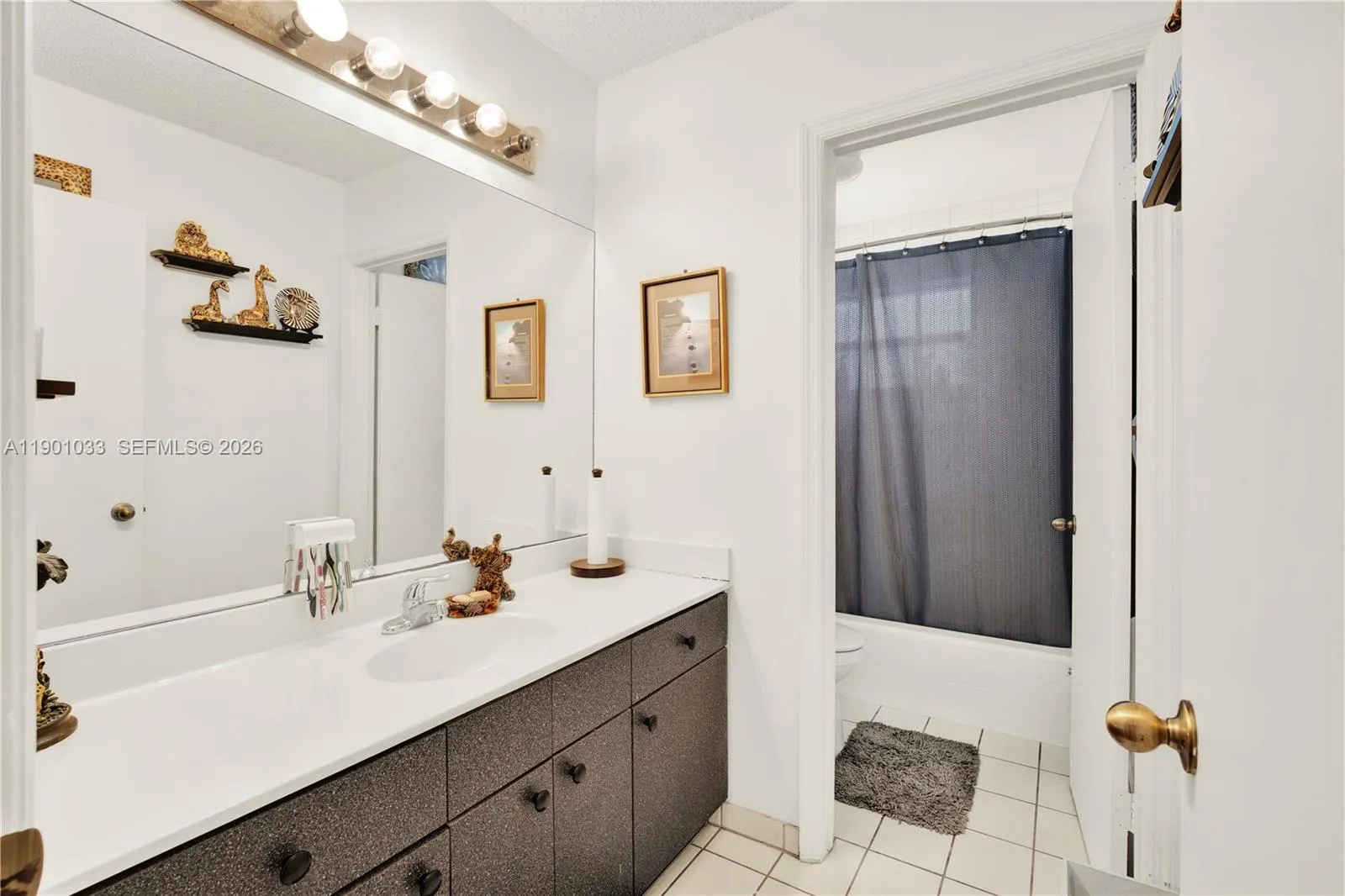 10825 Sw 91st Ln, Miami, Florida 33176, Miami, Florida 33176, 4 Bedrooms Bedrooms, ,3 BathroomsBathrooms,Residential,For Sale,10825 Sw 91st Ln, Miami, Florida 33176,A11901033