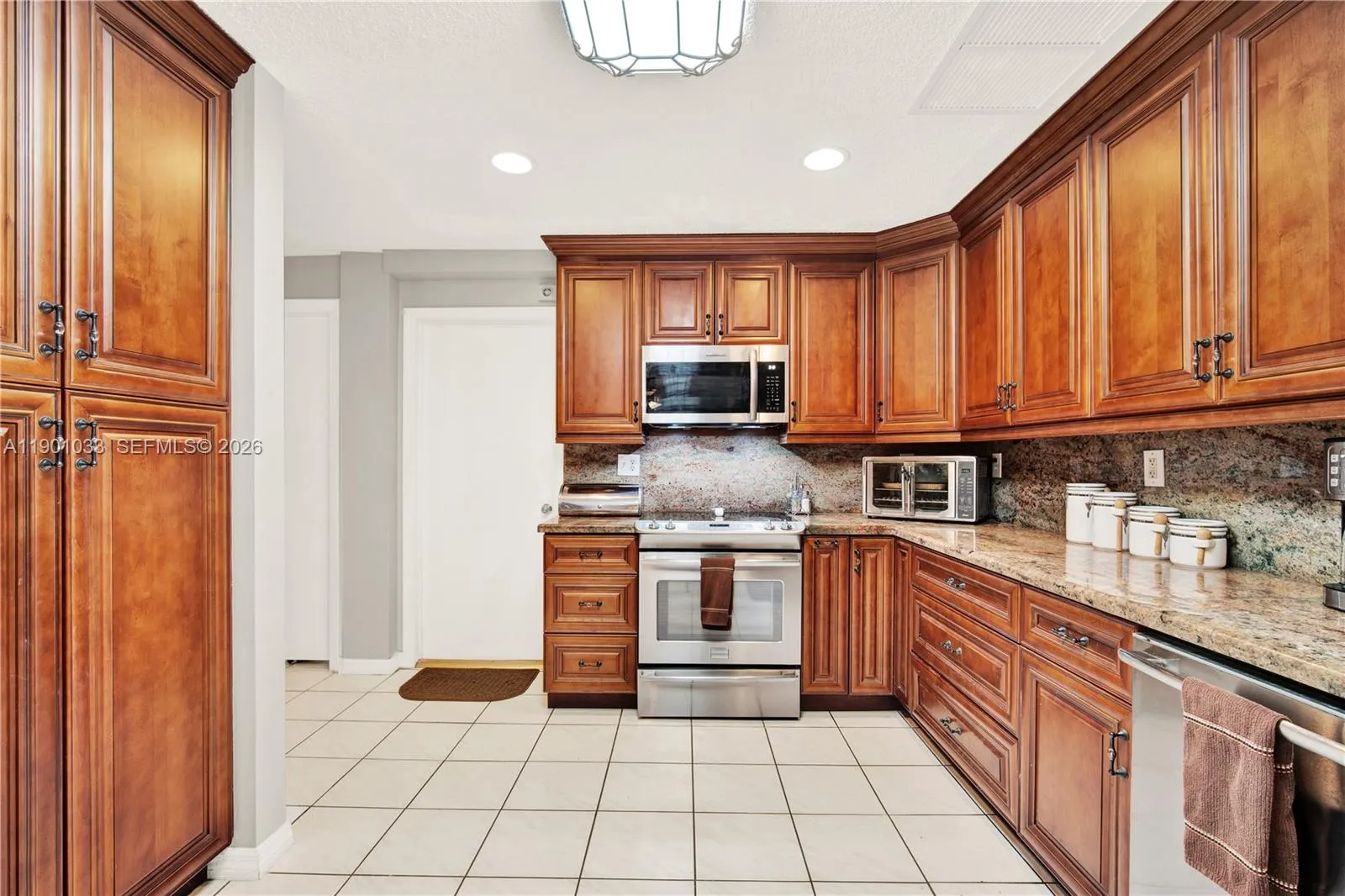 10825 Sw 91st Ln, Miami, Florida 33176, Miami, Florida 33176, 4 Bedrooms Bedrooms, ,3 BathroomsBathrooms,Residential,For Sale,10825 Sw 91st Ln, Miami, Florida 33176,A11901033