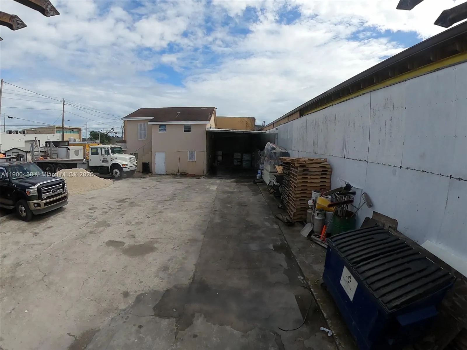 2484 Nw 21st Ter, Miami, Florida 33142, Miami, Florida 33142, ,Commercial Sale,For Sale,2484 Nw 21st Ter, Miami, Florida 33142,A11900488