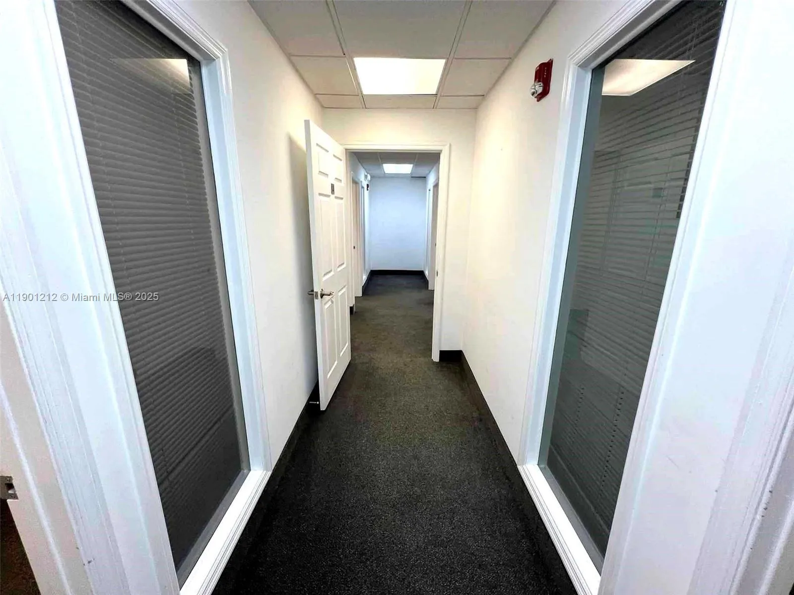 2727 E Oakland Park Blvd 304, Fort Lauderdale, Flo, Fort Lauderdale, Florida 33306, ,Commercial Lease,For Rent,2727 E Oakland Park Blvd 304, Fort Lauderdale, Flo,A11901212