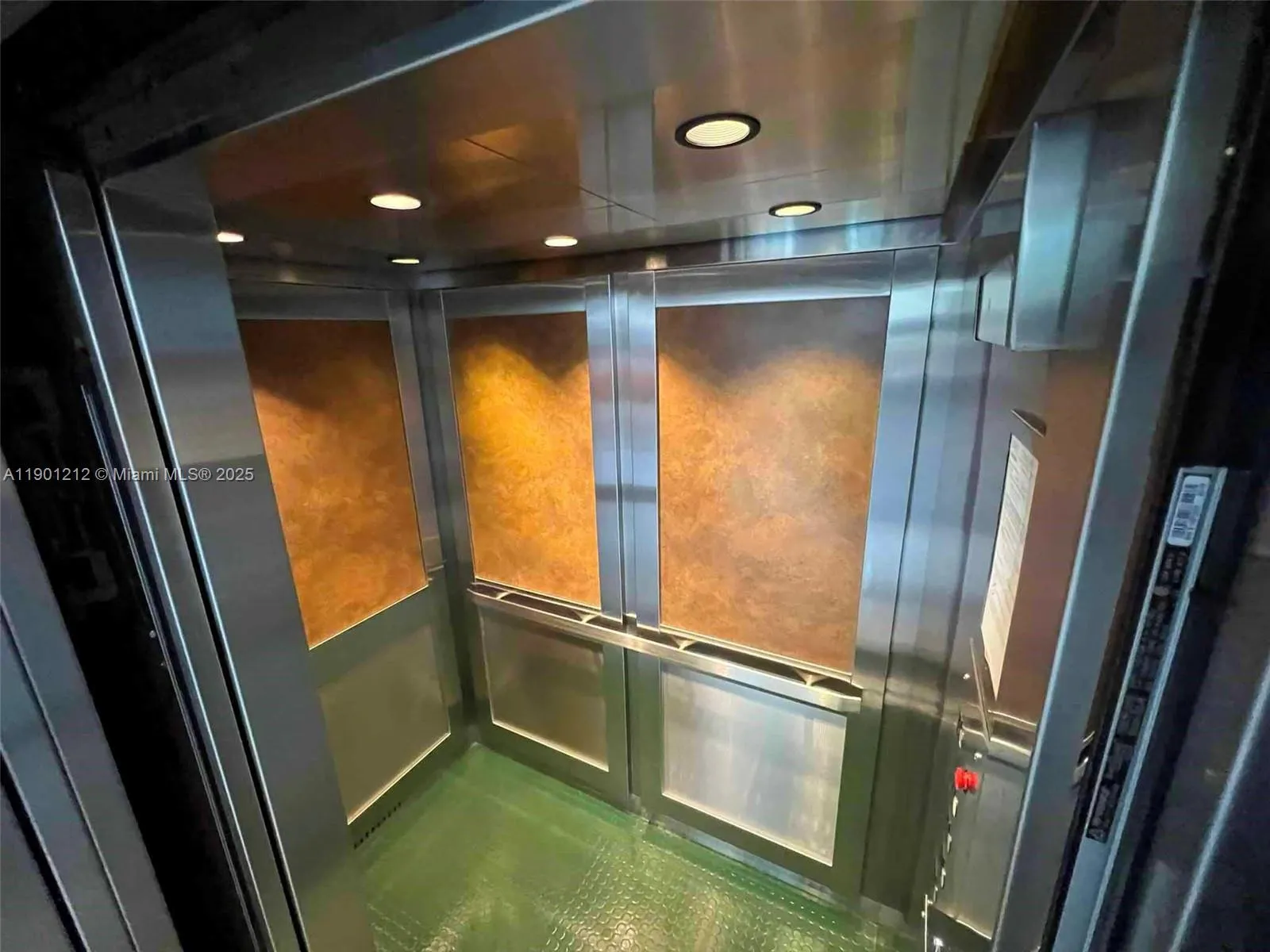 2727 E Oakland Park Blvd 304, Fort Lauderdale, Flo, Fort Lauderdale, Florida 33306, ,Commercial Lease,For Rent,2727 E Oakland Park Blvd 304, Fort Lauderdale, Flo,A11901212