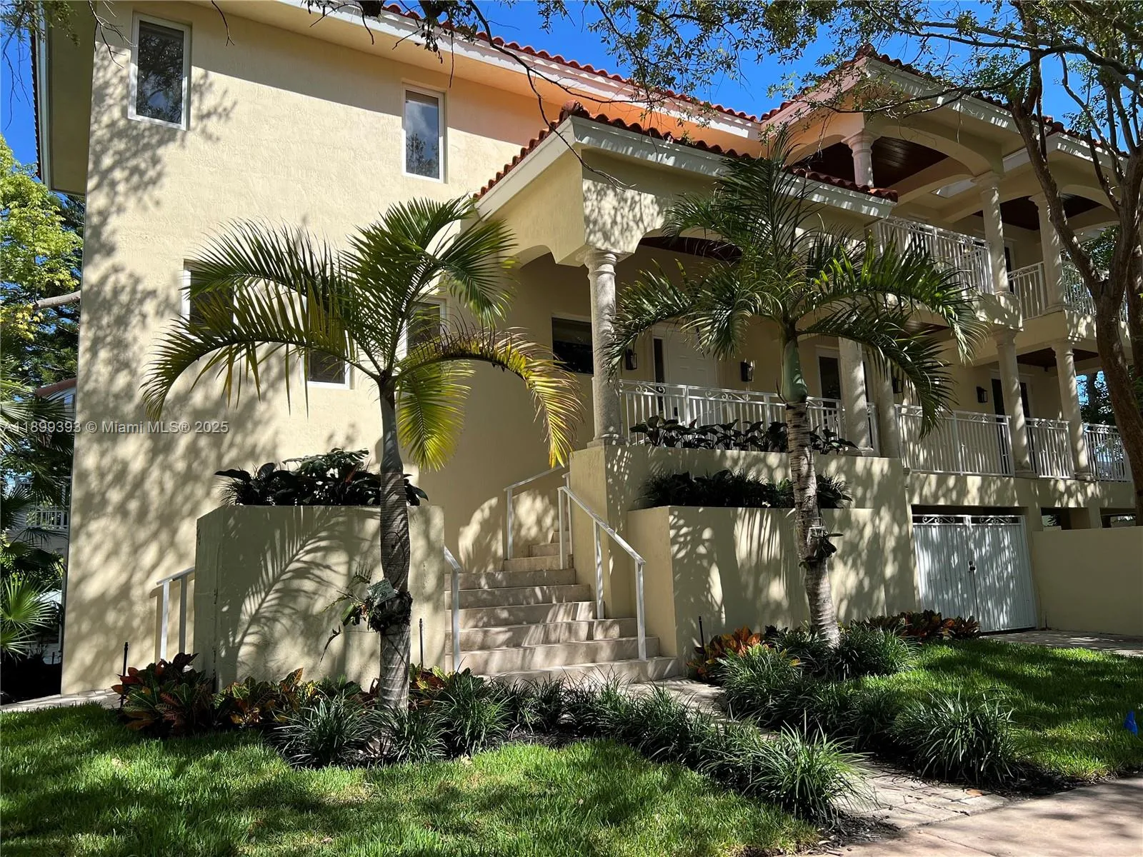 573 Satinwood Dr, Key Biscayne, Florida 33149, Key Biscayne, Florida 33149, 6 Bedrooms Bedrooms, ,6 BathroomsBathrooms,Residential Lease,For Rent,573 Satinwood Dr, Key Biscayne, Florida 33149,A11899393 573 Satinwood Dr, Key Biscayne, Florida 33149, Key Biscayne, Florida 33149, 6 Bedrooms Bedrooms, ,6 BathroomsBathrooms,Residential Lease,For Rent,573 Satinwood Dr, Key Biscayne, Florida 33149,A11899393