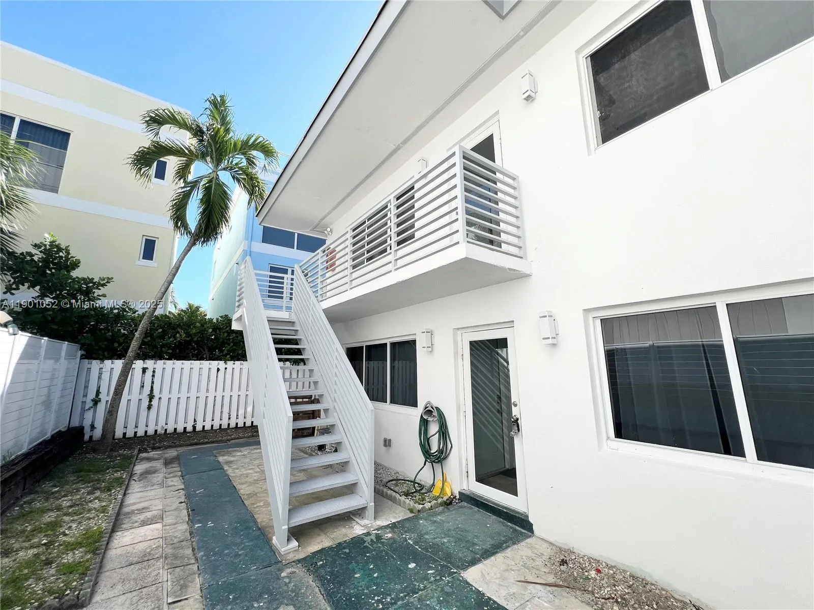 312 Elm St, Hollywood, Florida 33019, Hollywood, Florida 33019, ,Residential Income,For Sale,312 Elm St, Hollywood, Florida 33019,A11901052