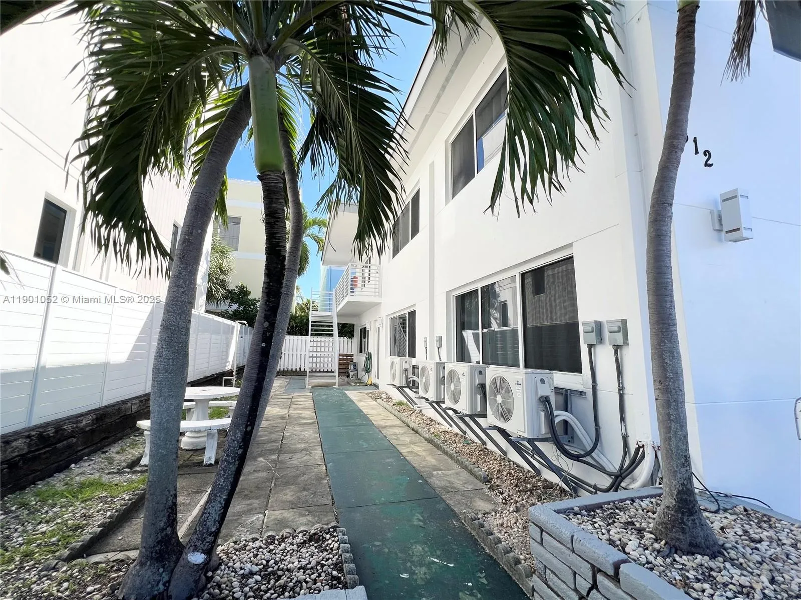 312 Elm St, Hollywood, Florida 33019, Hollywood, Florida 33019, ,Residential Income,For Sale,312 Elm St, Hollywood, Florida 33019,A11901052