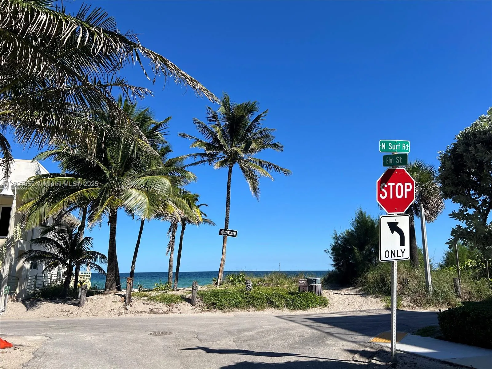 312 Elm St, Hollywood, Florida 33019, Hollywood, Florida 33019, ,Residential Income,For Sale,312 Elm St, Hollywood, Florida 33019,A11901052