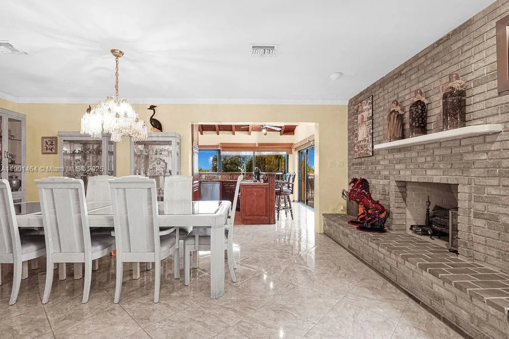 9291 Sw 36th St, Miami, Florida 33165, Miami, Florida 33165, 6 Bedrooms Bedrooms, ,5 BathroomsBathrooms,Residential,For Sale,9291 Sw 36th St, Miami, Florida 33165,A11901464