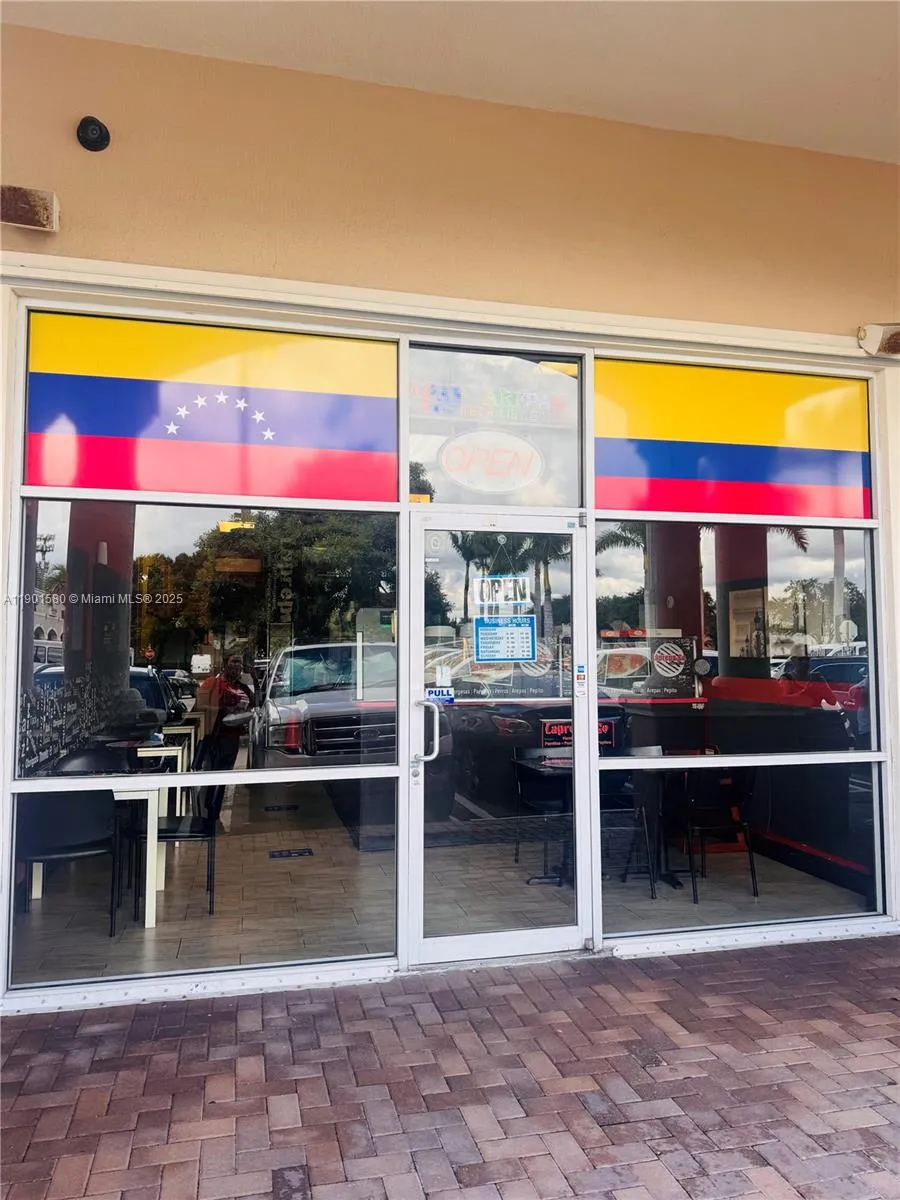 Latin Restaurant For Sale In West Kendall, Kendall, Kendall, Florida 33196, ,Business Opportunity,For Sale,Latin Restaurant For Sale In West Kendall, Kendall,A11901580