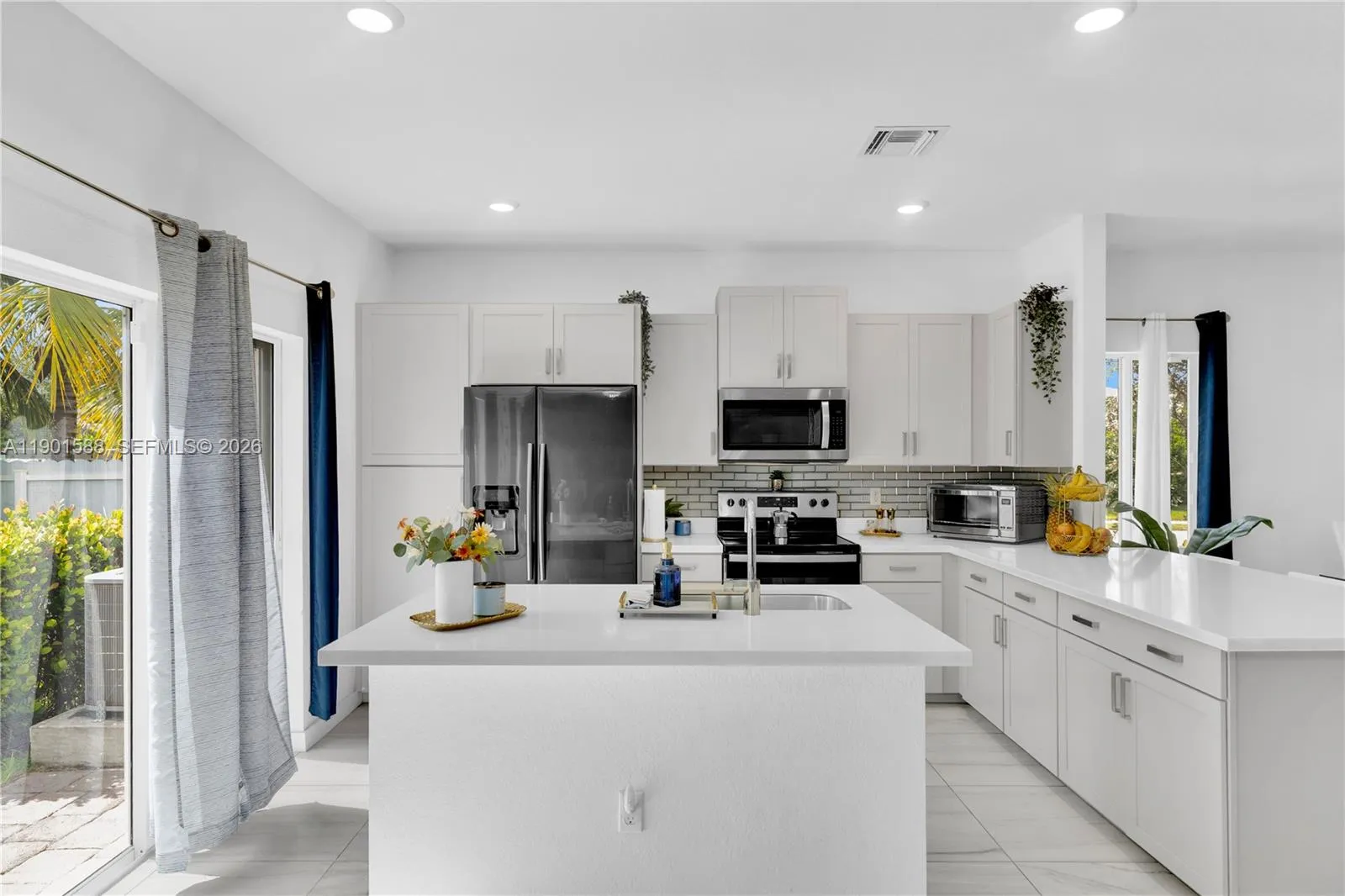 856 Se 16th Ct, Homestead, Florida 33034, Homestead, Florida 33034, 3 Bedrooms Bedrooms, ,2 BathroomsBathrooms,Residential,For Sale,856 Se 16th Ct, Homestead, Florida 33034,A11901588