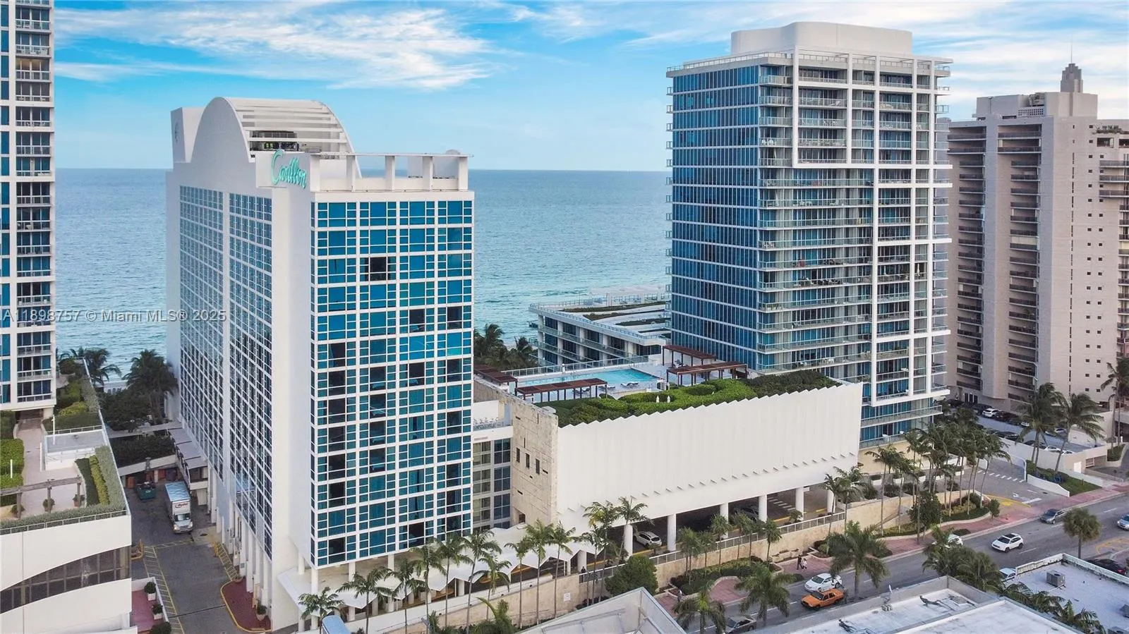 6801 Collins Ave Ph-17, Miami Beach, Florida 33141, Miami Beach, Florida 33141, 1 Bedroom Bedrooms, ,1 BathroomBathrooms,Residential,For Sale,6801 Collins Ave Ph-17, Miami Beach, Florida 33141,A11898757