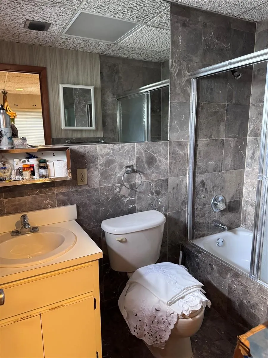 2660 Sw 3rd St, Miami, Florida 33135, Miami, Florida 33135, ,Commercial Sale,For Sale,2660 Sw 3rd St, Miami, Florida 33135,A11901471