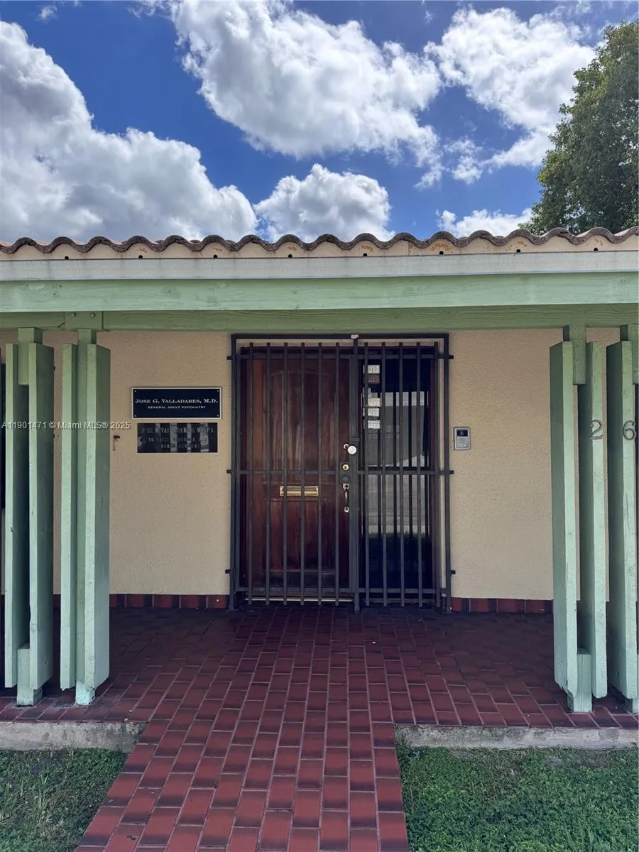 2660 Sw 3rd St, Miami, Florida 33135, Miami, Florida 33135, ,Commercial Sale,For Sale,2660 Sw 3rd St, Miami, Florida 33135,A11901471