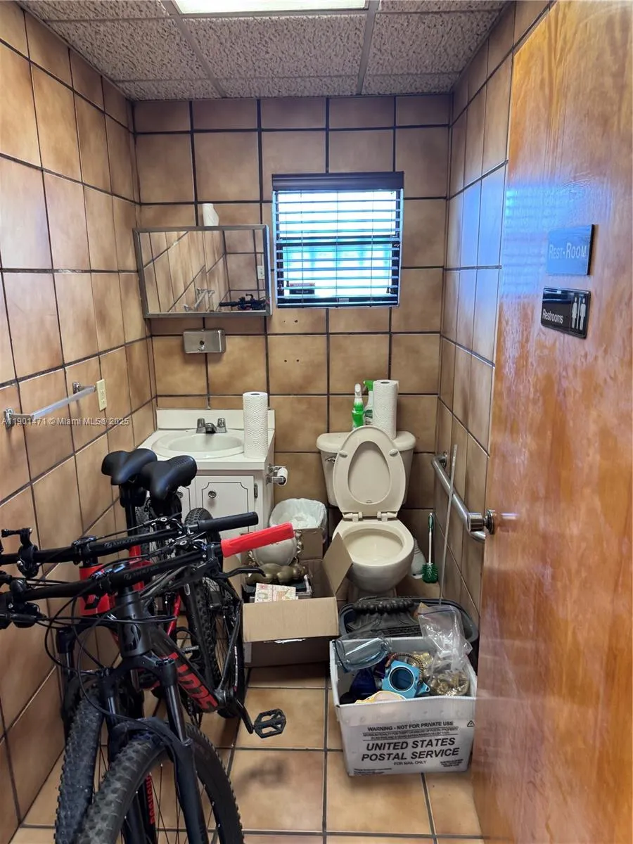 2660 Sw 3rd St, Miami, Florida 33135, Miami, Florida 33135, ,Commercial Sale,For Sale,2660 Sw 3rd St, Miami, Florida 33135,A11901471