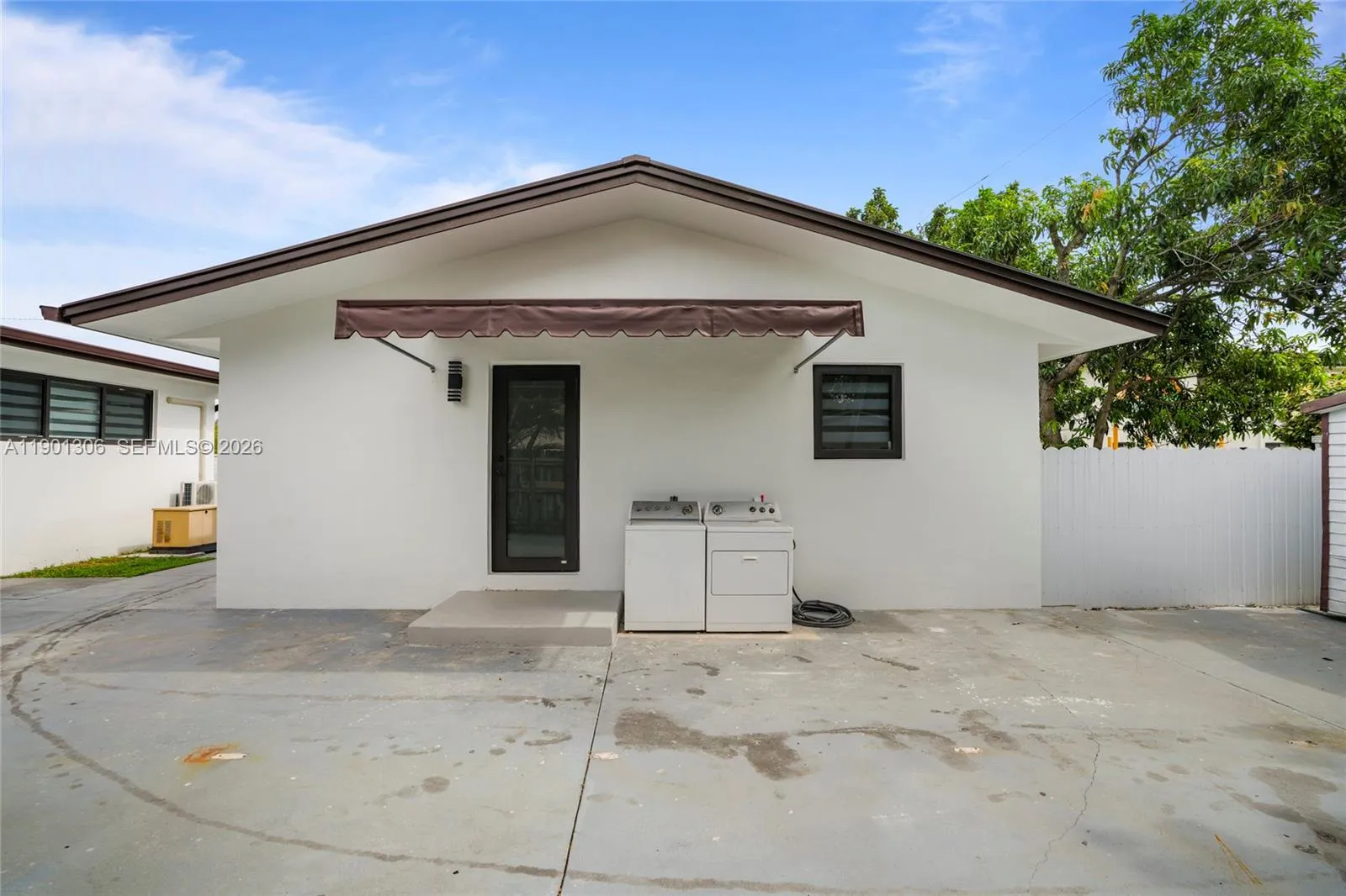 160 E 34th St, Hialeah, Florida 33013, Hialeah, Florida 33013, ,Residential Income,For Sale,160 E 34th St, Hialeah, Florida 33013,A11901306